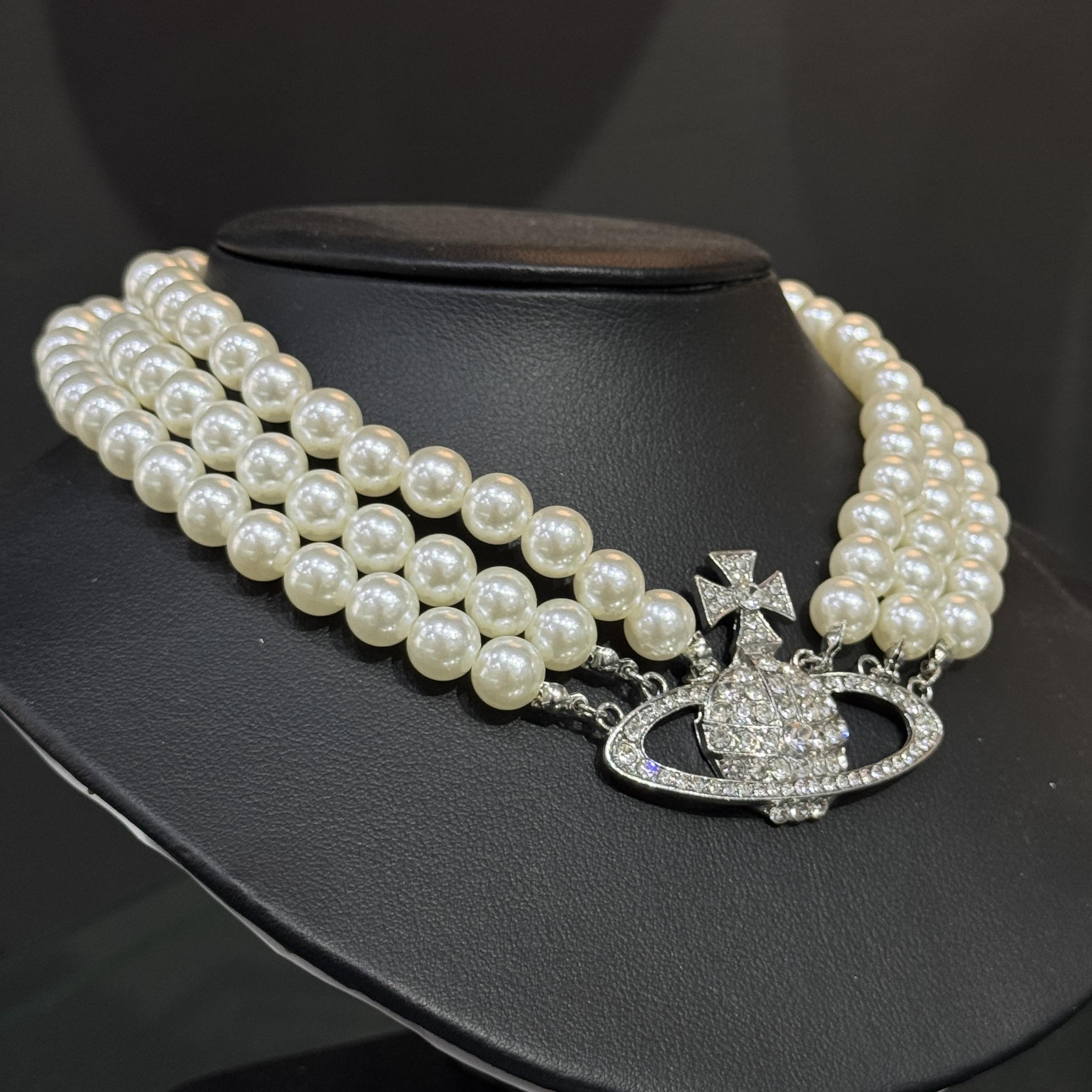 Vòng cổ hạt ngọc charm vương miện_thumbnail_1