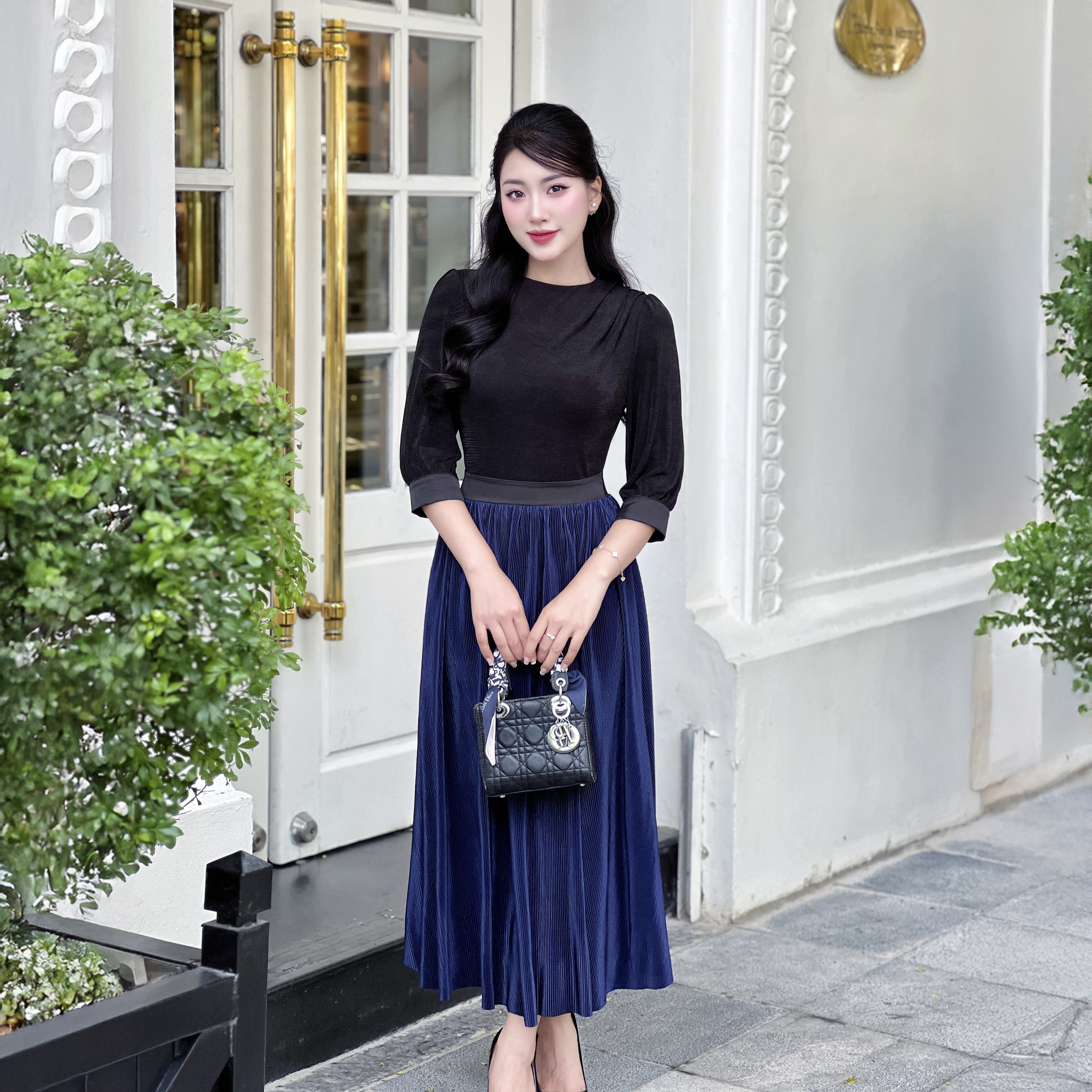 Chân váy công sở Narsis B24010 dáng dài xếp ly, trẻ trung, dễ phối đồ._thumbnail_3