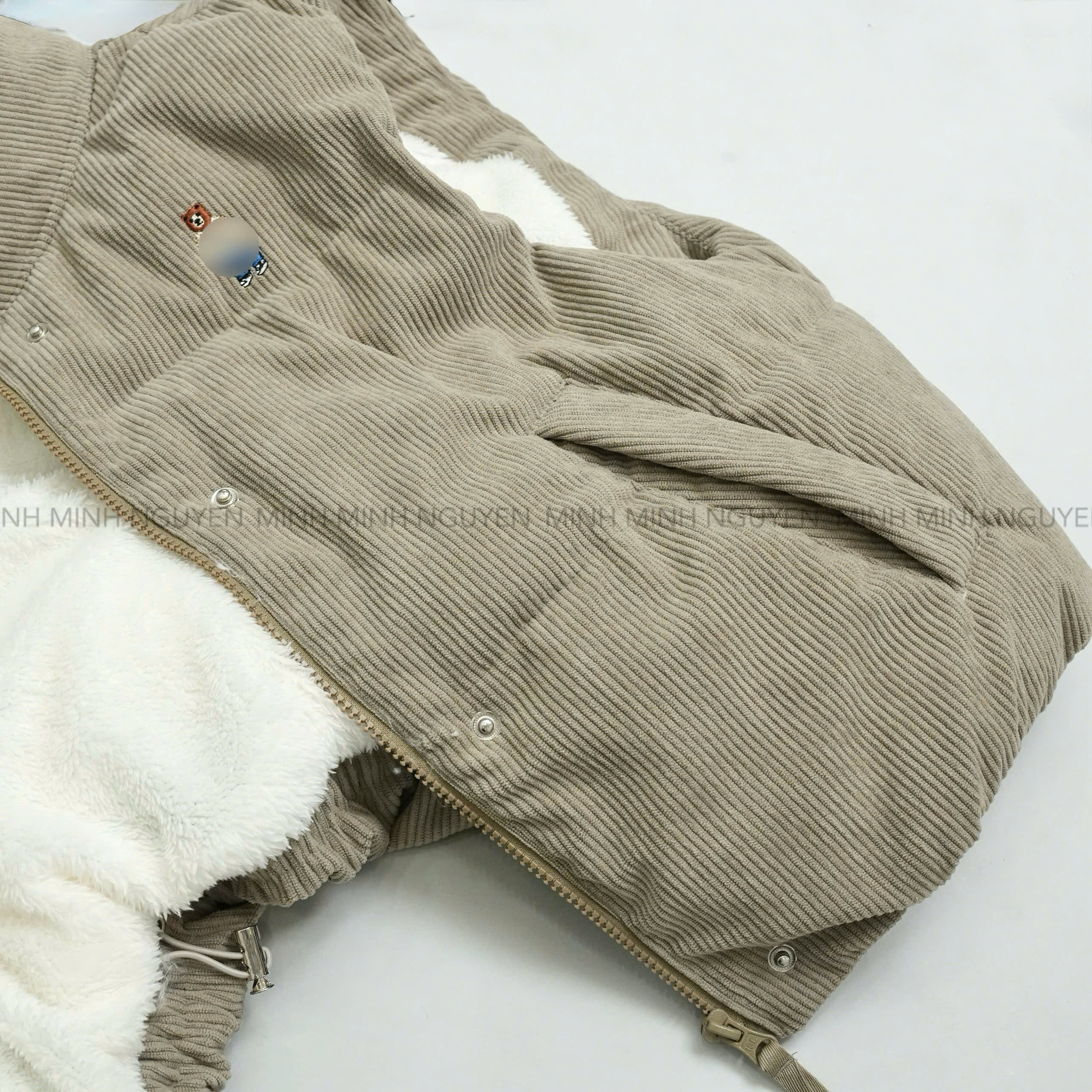 AO GILE WHOAU_thumbnail_16