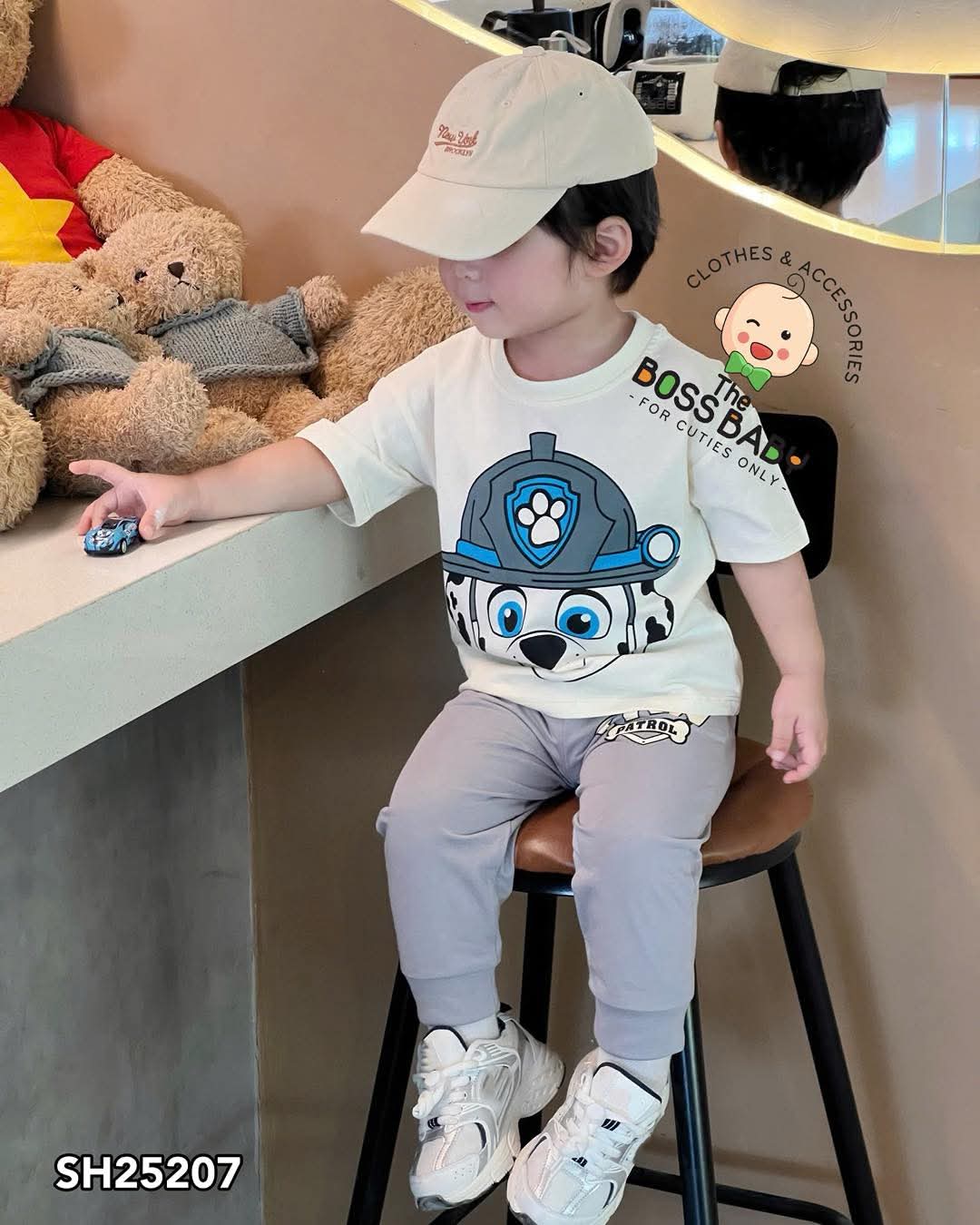 Set bộ quần dài kem ghi họa tiết chó cứu hộ_thumbnail_2