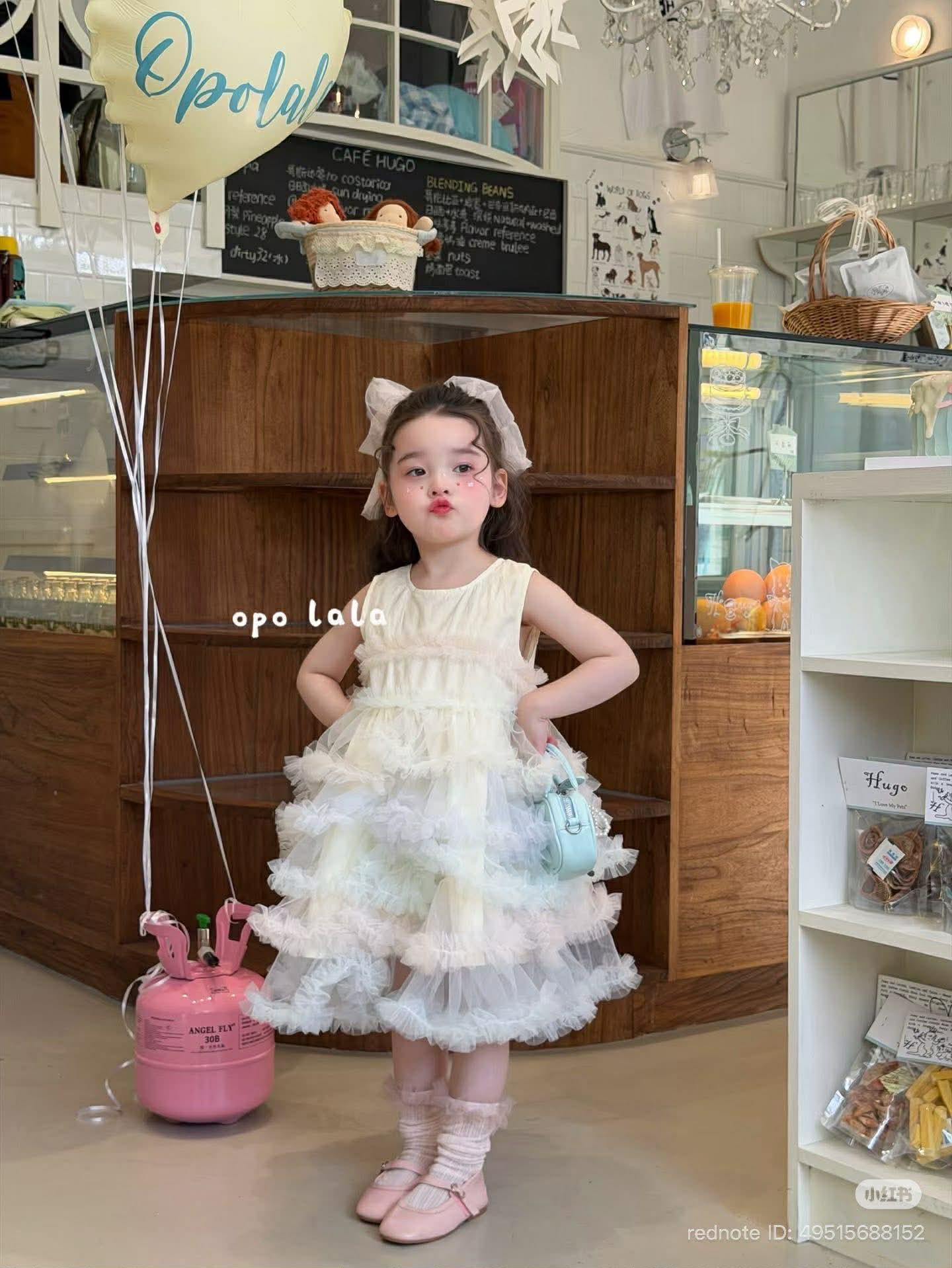 C147 - Váy công chúa voan tầng nhiều màu form xòe màu trắng kem hãng OPL (Sz90-130)