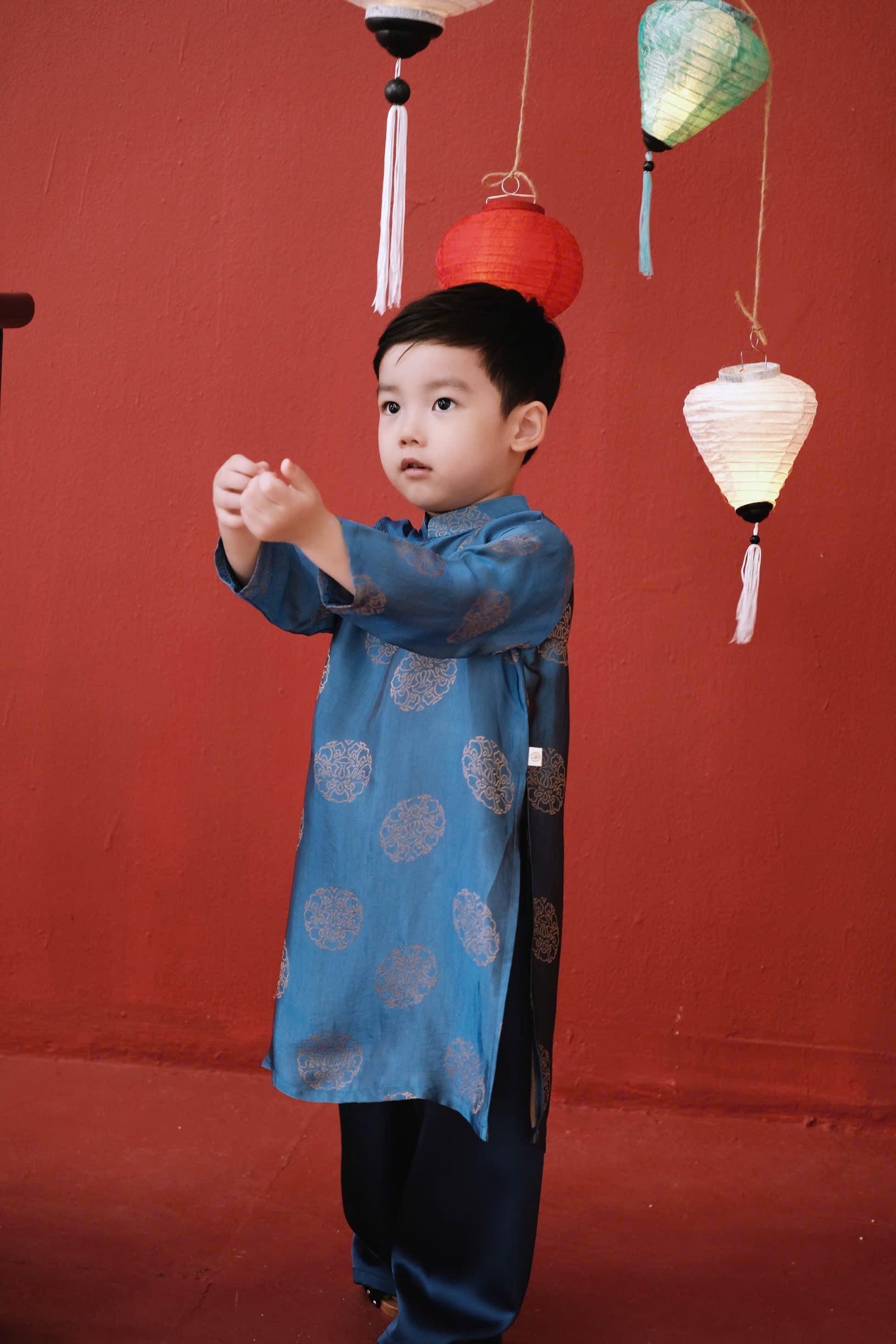 Áo Dài Thanh Thiện Bé Trai '24