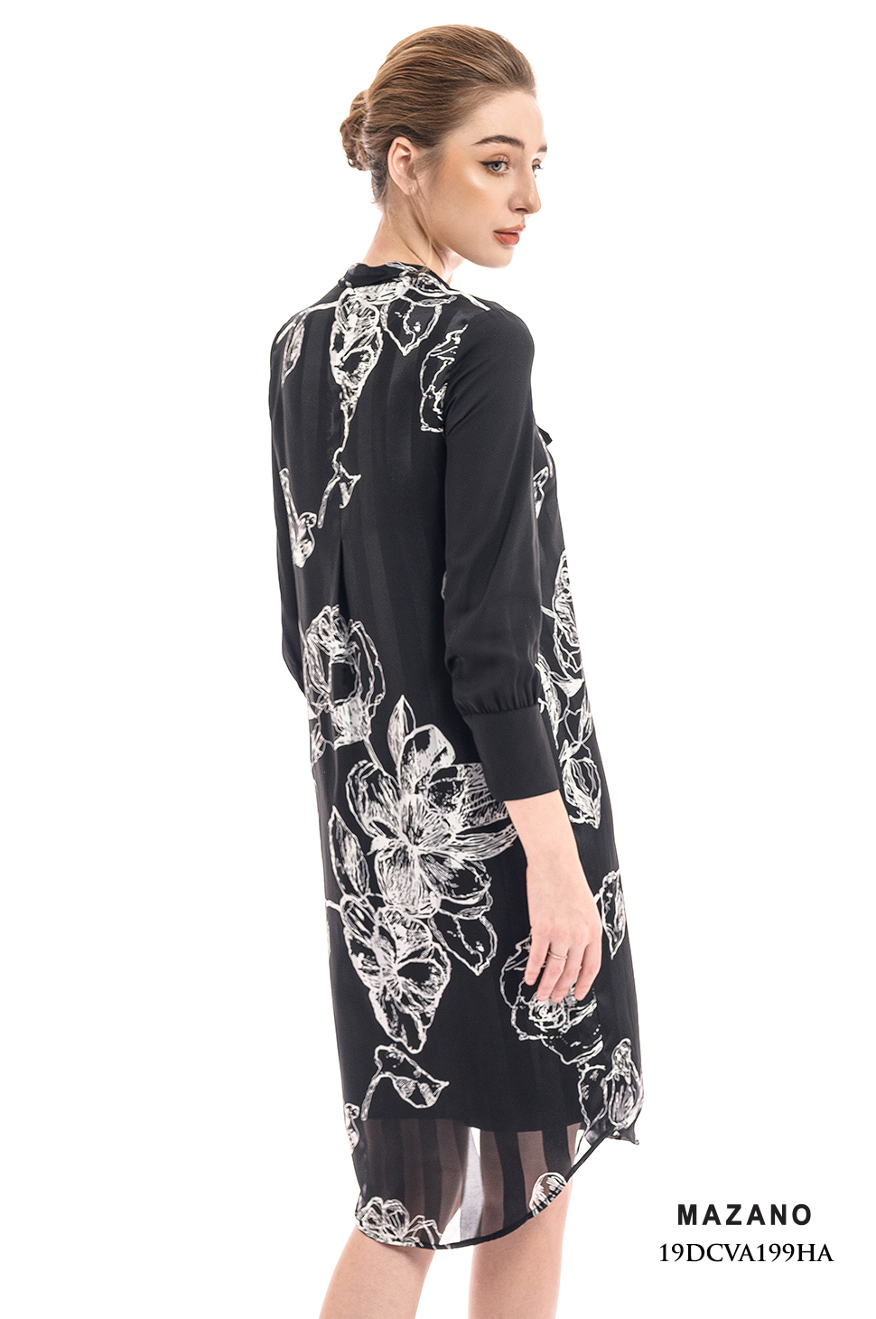 Đầm đen phối họa tiết thắt nơ_thumbnail_2