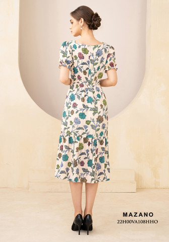 Đầm chân rủ cổ cách điệu phối bèo nhún