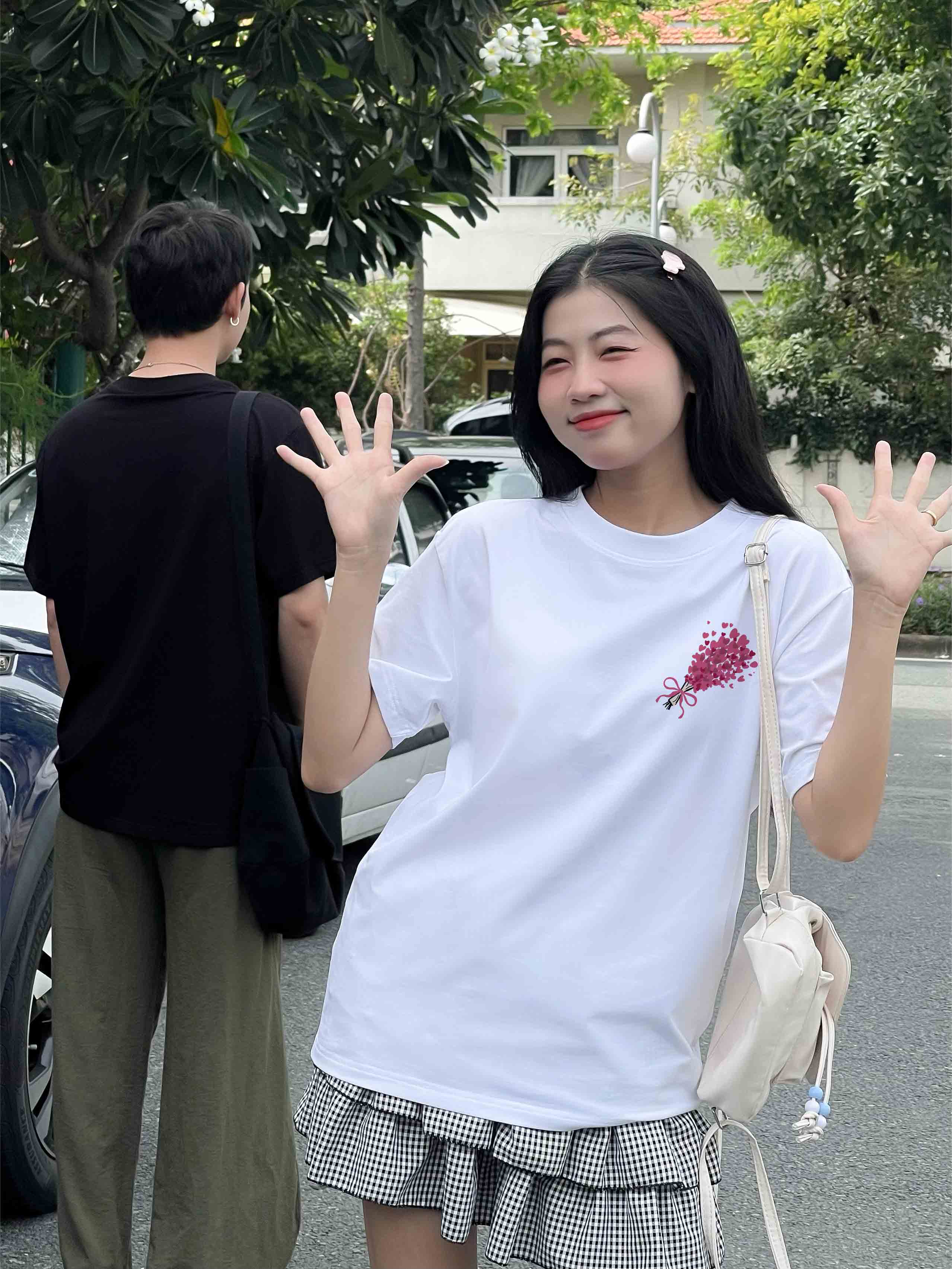 Áo thun cặp nam nữ trái tim form rộng 1943 Miucho cổ tròn vải 4c cotton 220gsm thoáng mát in mix_thumbnail_3