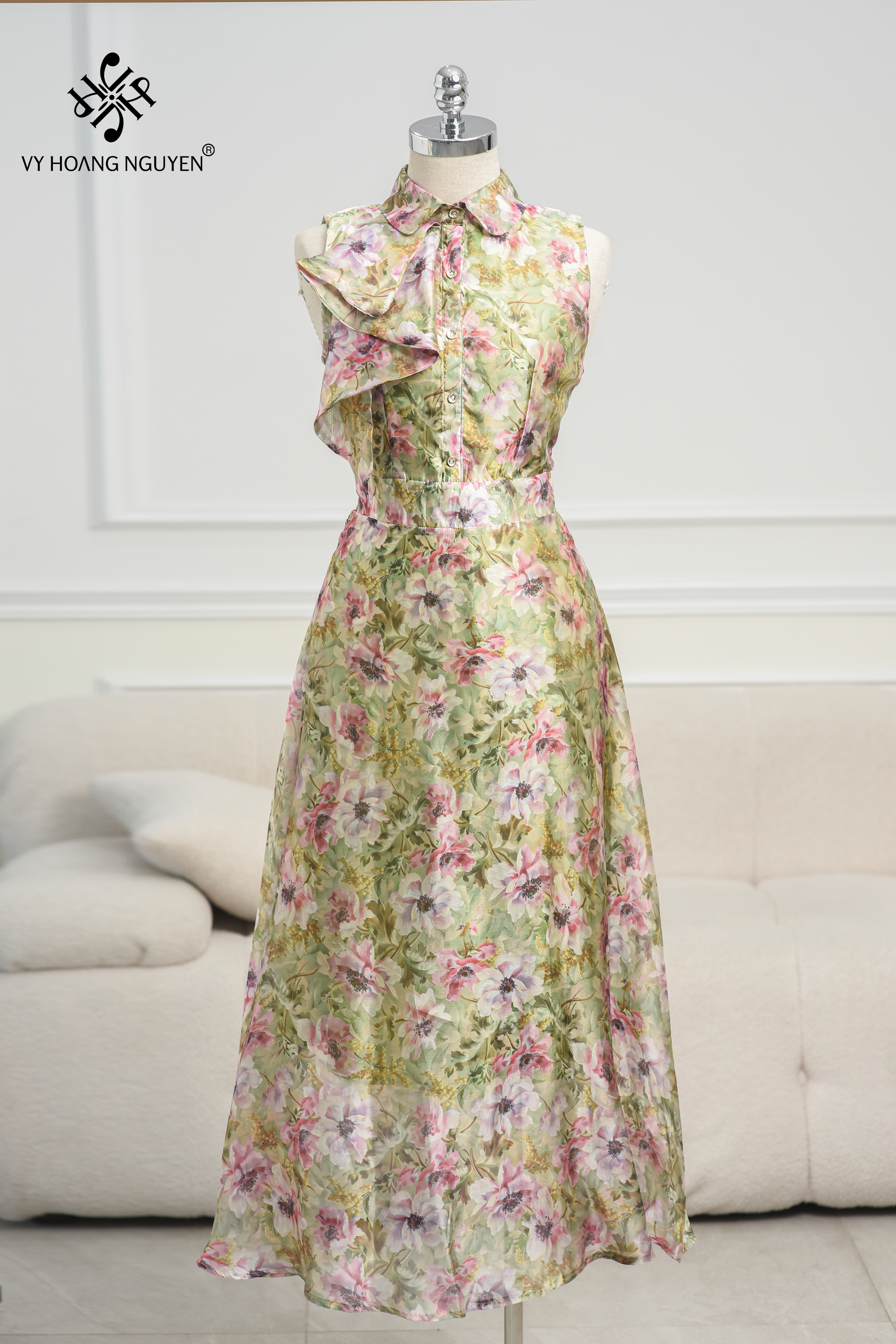 Đầm Chữ A Tơ Hoa Vạt Vai Cổ Đức