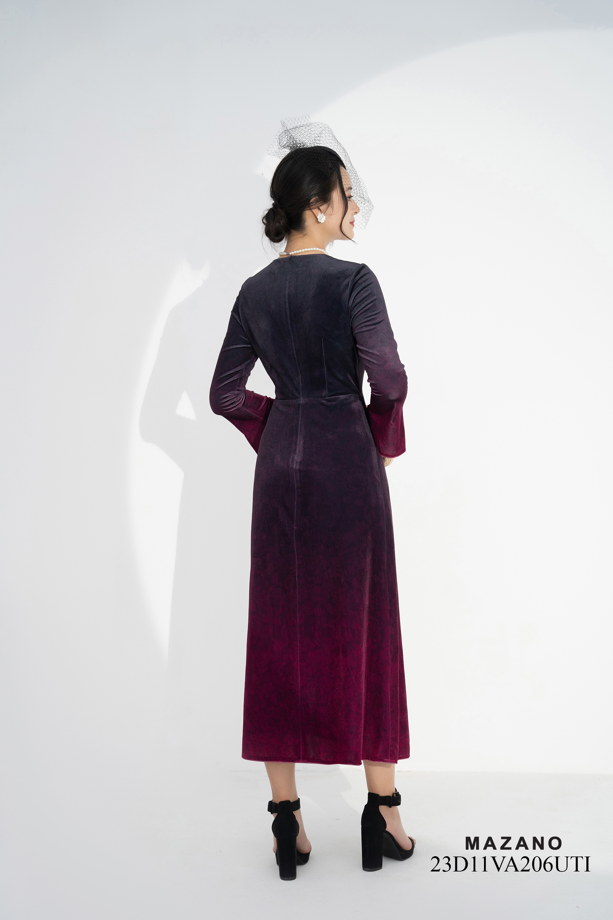 Váy Đầm ôm Chân rủ Vải nhung Họa tiết in chìm ombre Cổ tròn đính đá Tay dài Dài trên mắt cá chân_thumbnail_3