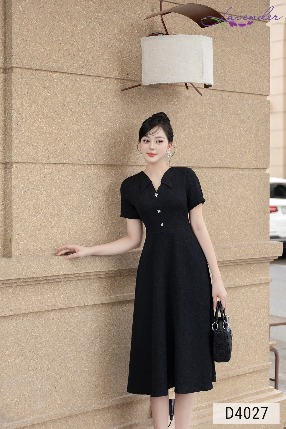 Đầm xòe đen cổ đức cách điệu tay ngắn D4027_thumbnail_2