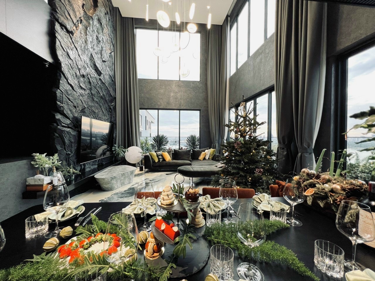 Căn Penthouse 279m2, nội thất như hình cho thuê với giá 92tr/tháng _thumbnail_7