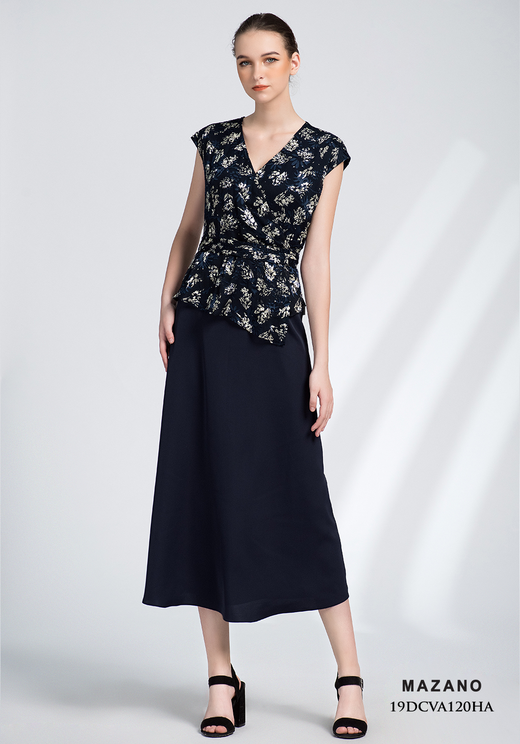 Đầm xanh than phối họa tiết pepllum_thumbnail_2