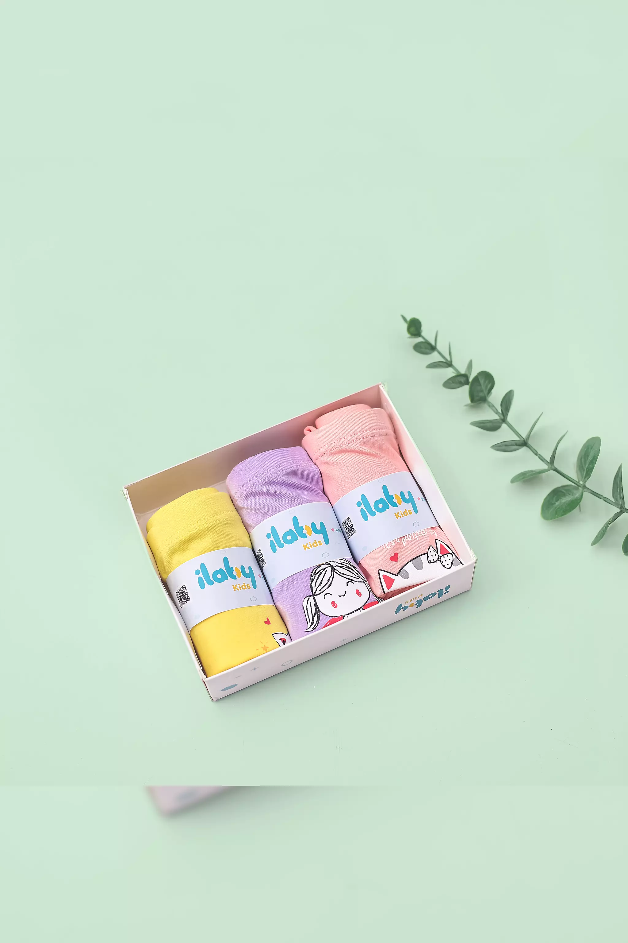 1 quần chip bé gái in hình_thumbnail_3