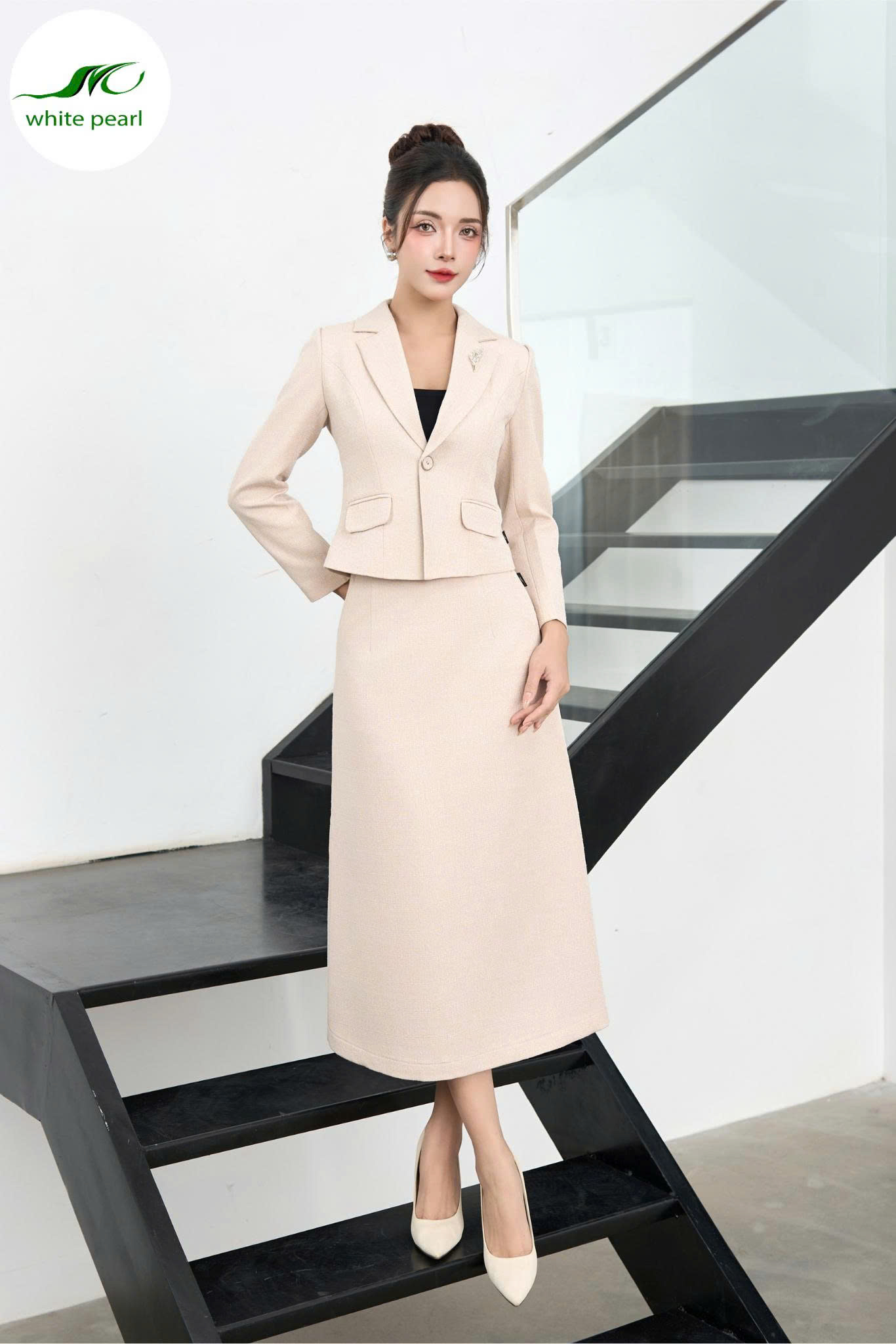 Áo vét dạ cổ K / Chân váy thời trang ôm A Thời Trang Công Sở White Pearl