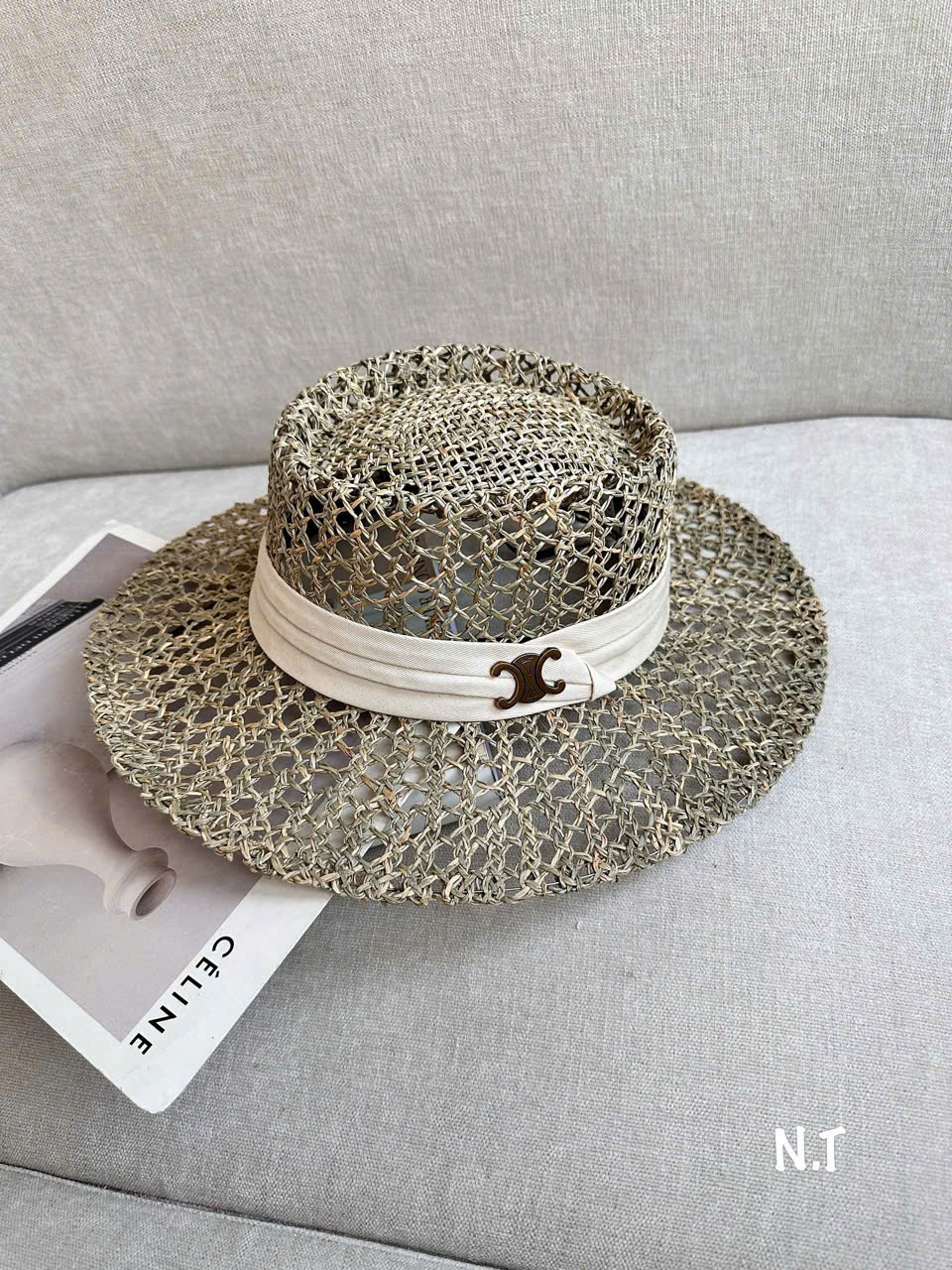 ❌MŨ Phớt celine hot