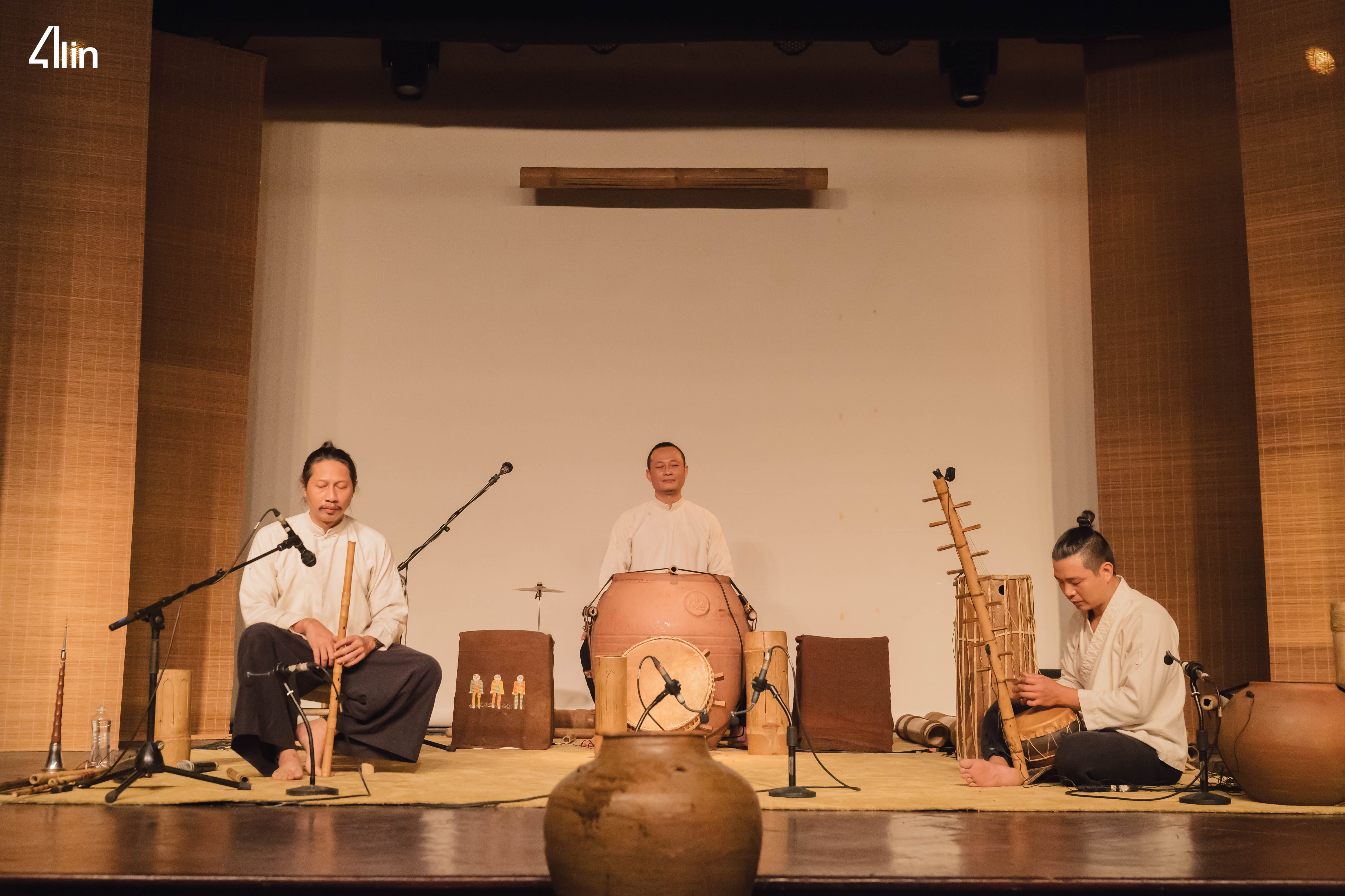 KeChuyenNghinNam-235