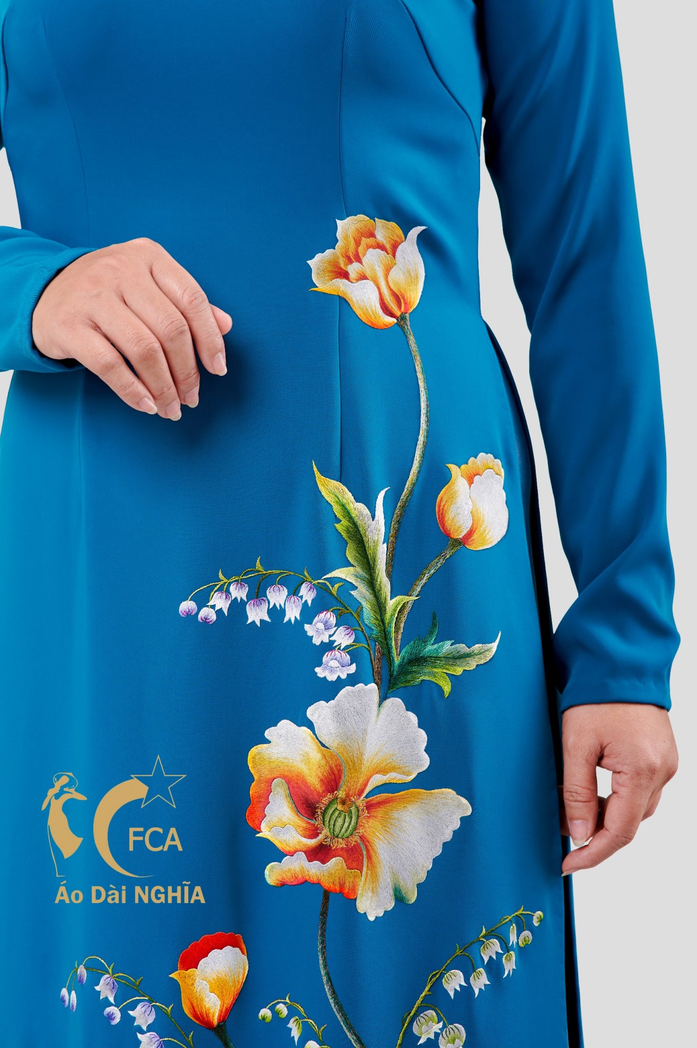 Áo dài mẫu tám_thumbnail_2