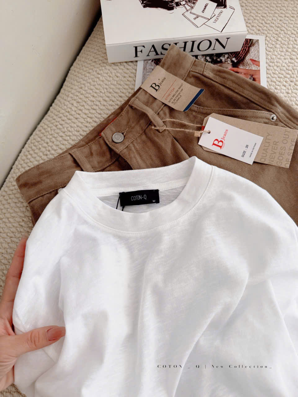 HA233 - Áo phông trắng xước