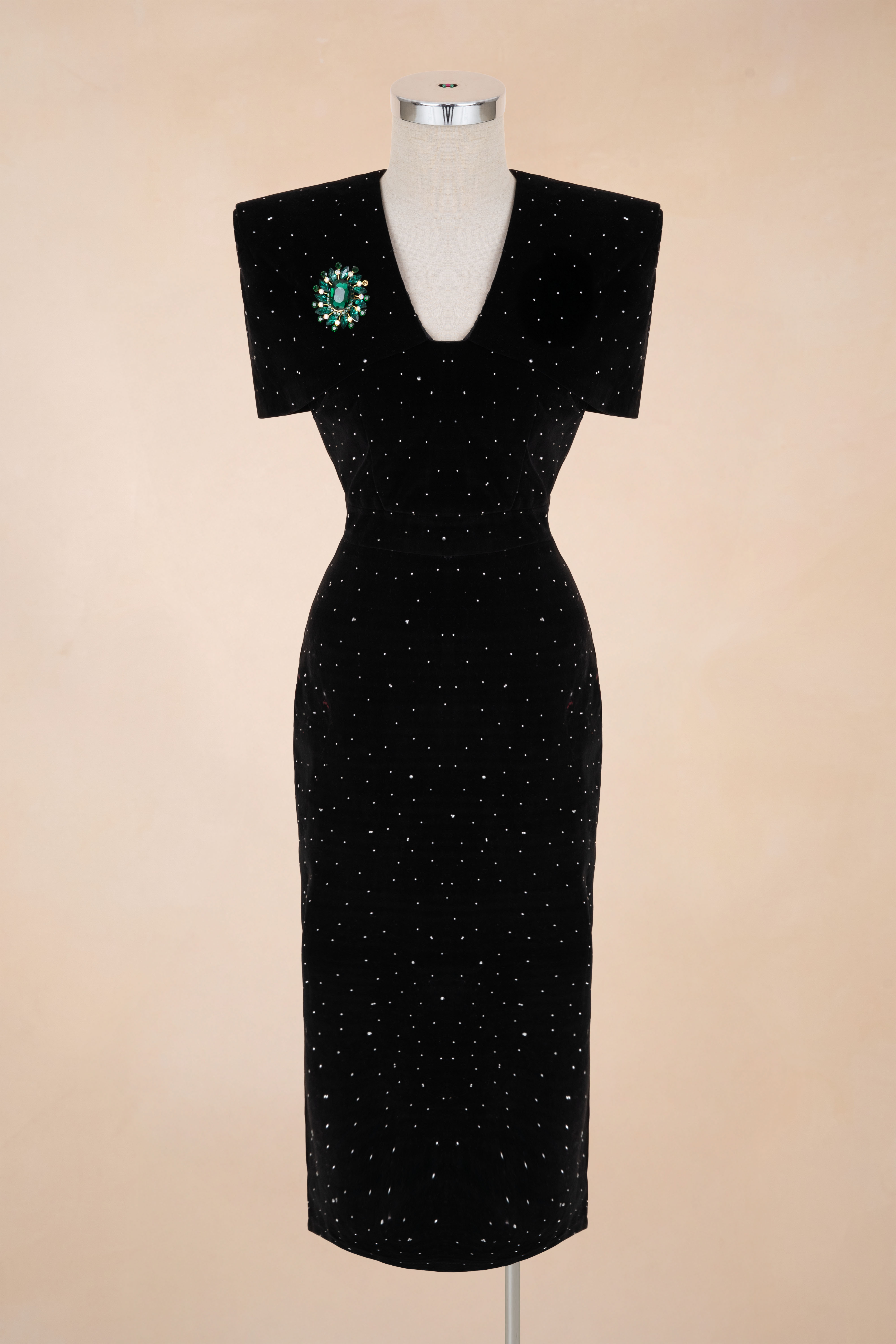 Đầm Bút Chì Trùm Vai Ép Nhiệt Đá_thumbnail_4