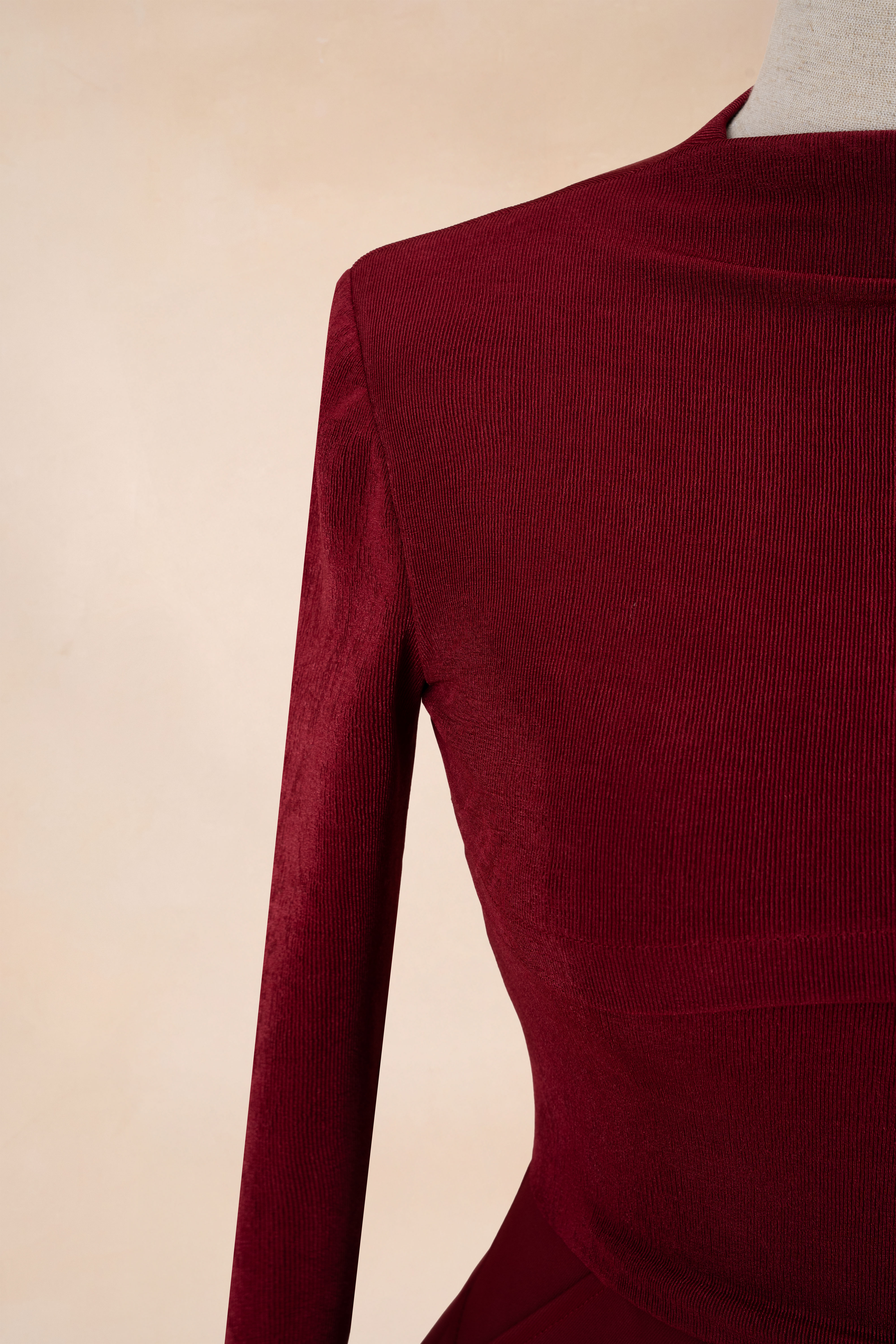 Đầm Bút Chì Đính Nơ Vạt Chéo_thumbnail_3