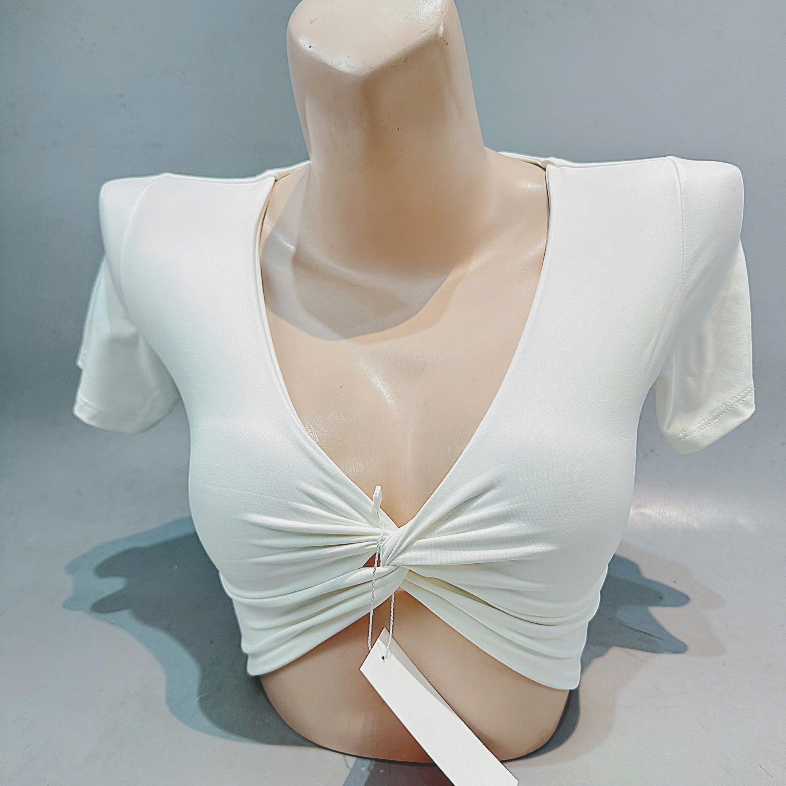 Áo Croptop Thể Thao Tay Ngắn Xoắn Nơ_thumbnail_4