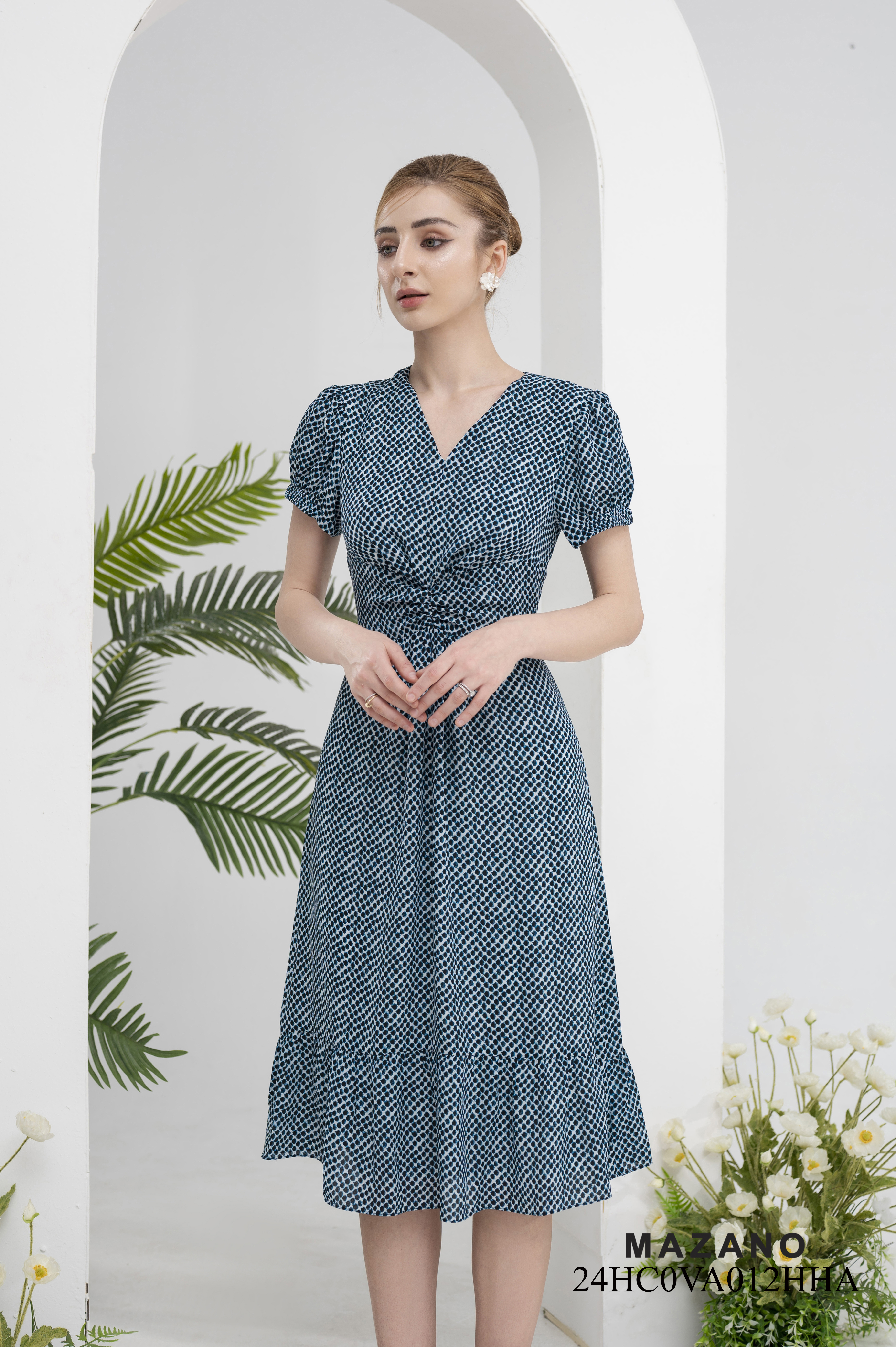 Đầm dạo phố nhún eo chân bèo rủ_thumbnail_4