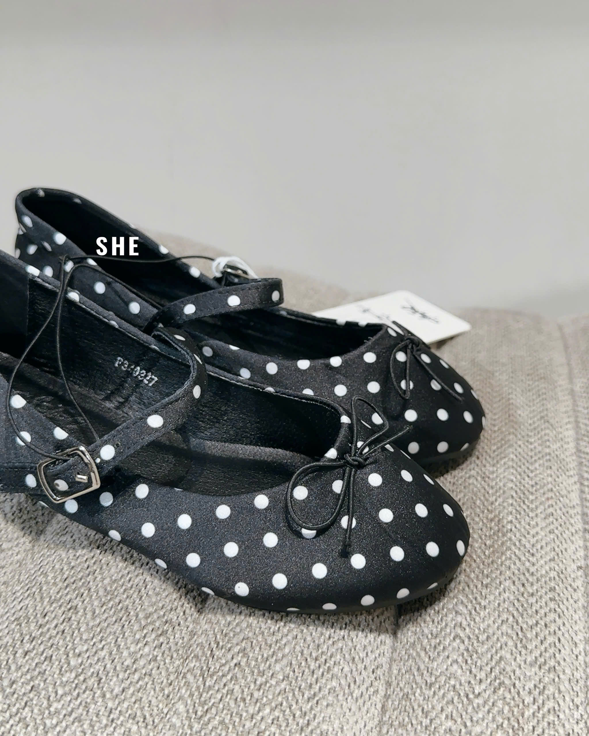 I058 GIÀY CASTRO BÉ_thumbnail_2