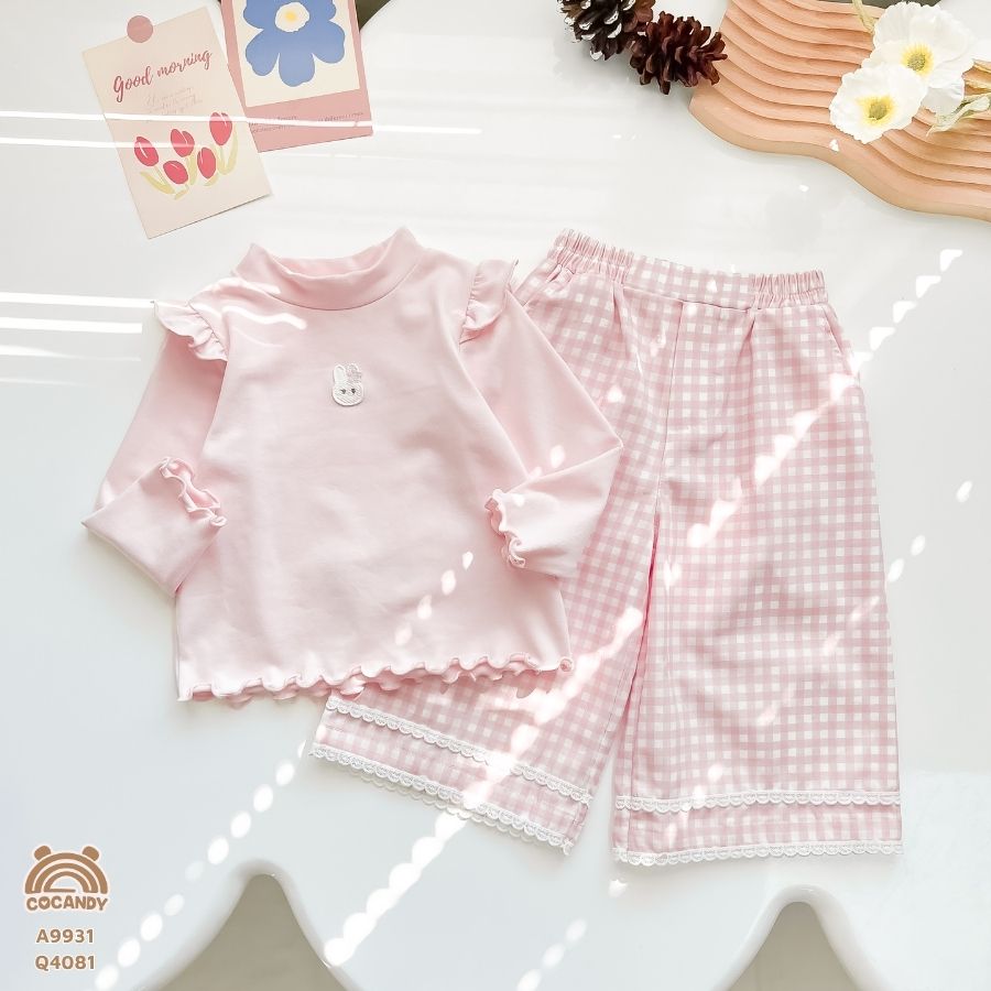 Áo dài HỒNG phối bèo sóng thêu thỏ