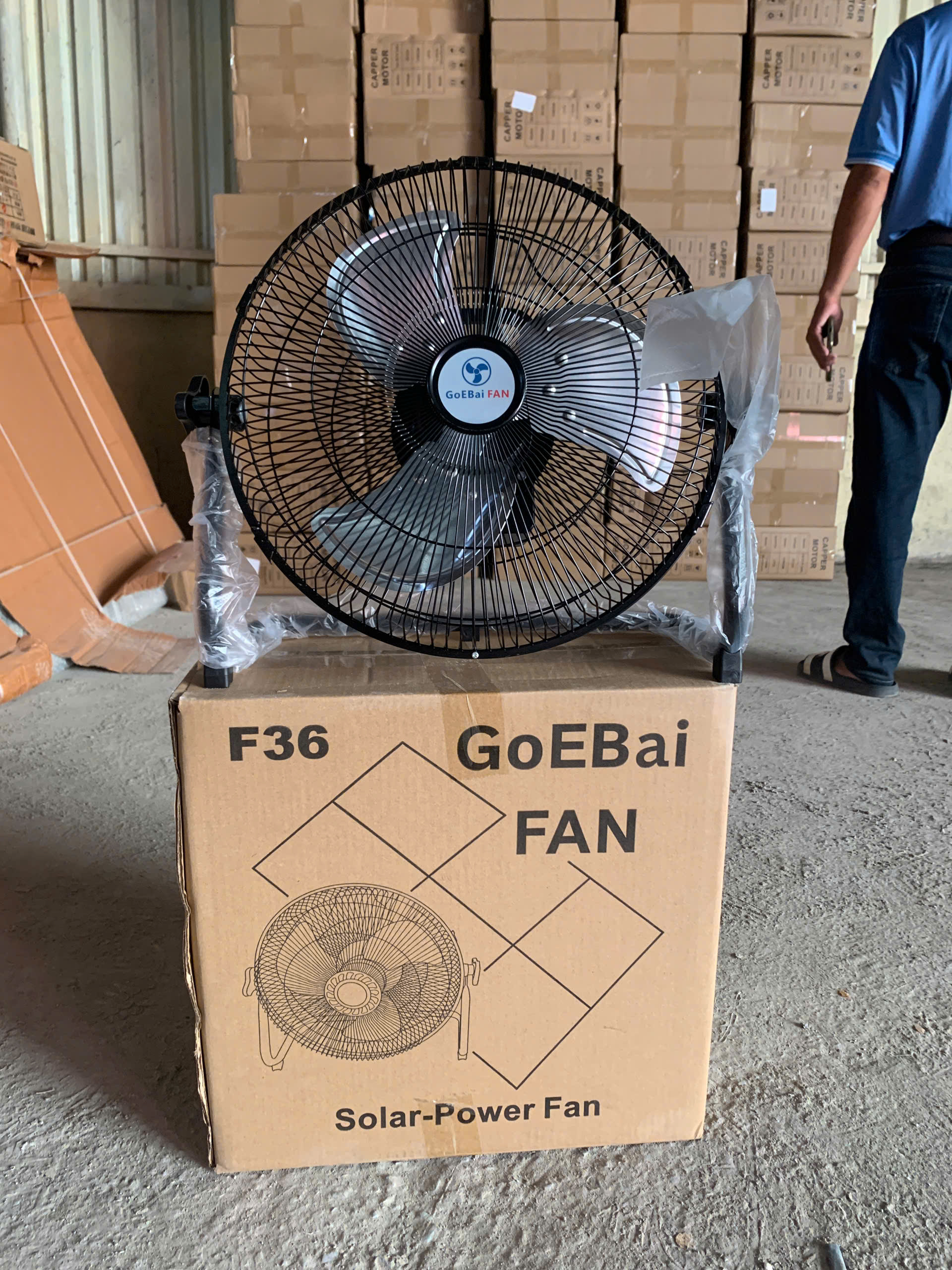 Quạt Tích Điện F36 - Goebai FAN_thumbnail_6