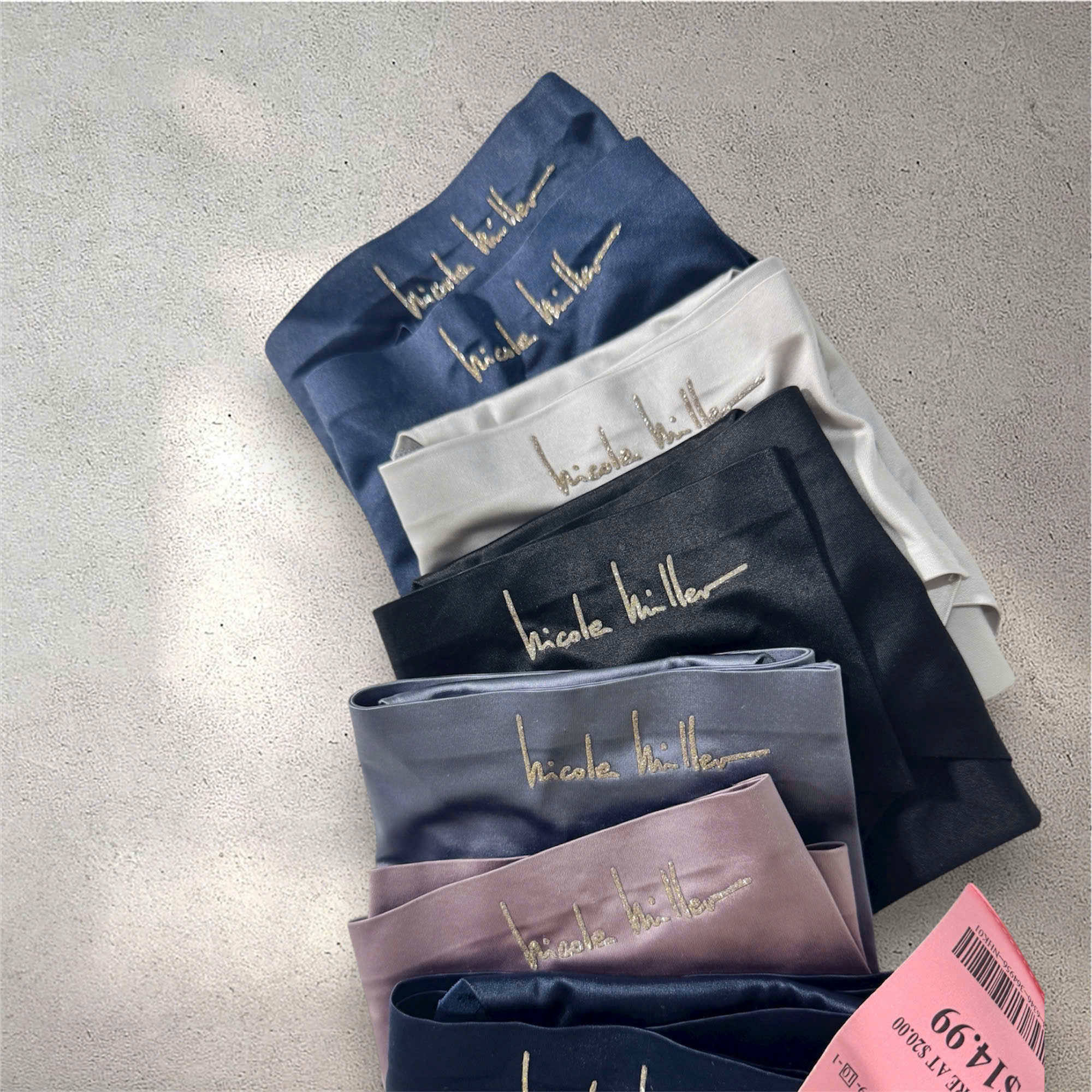 HU101 - Set 6 quần lót xịn ( NGẪU NHIÊN 6C 3 MÀU ) - trộn fom