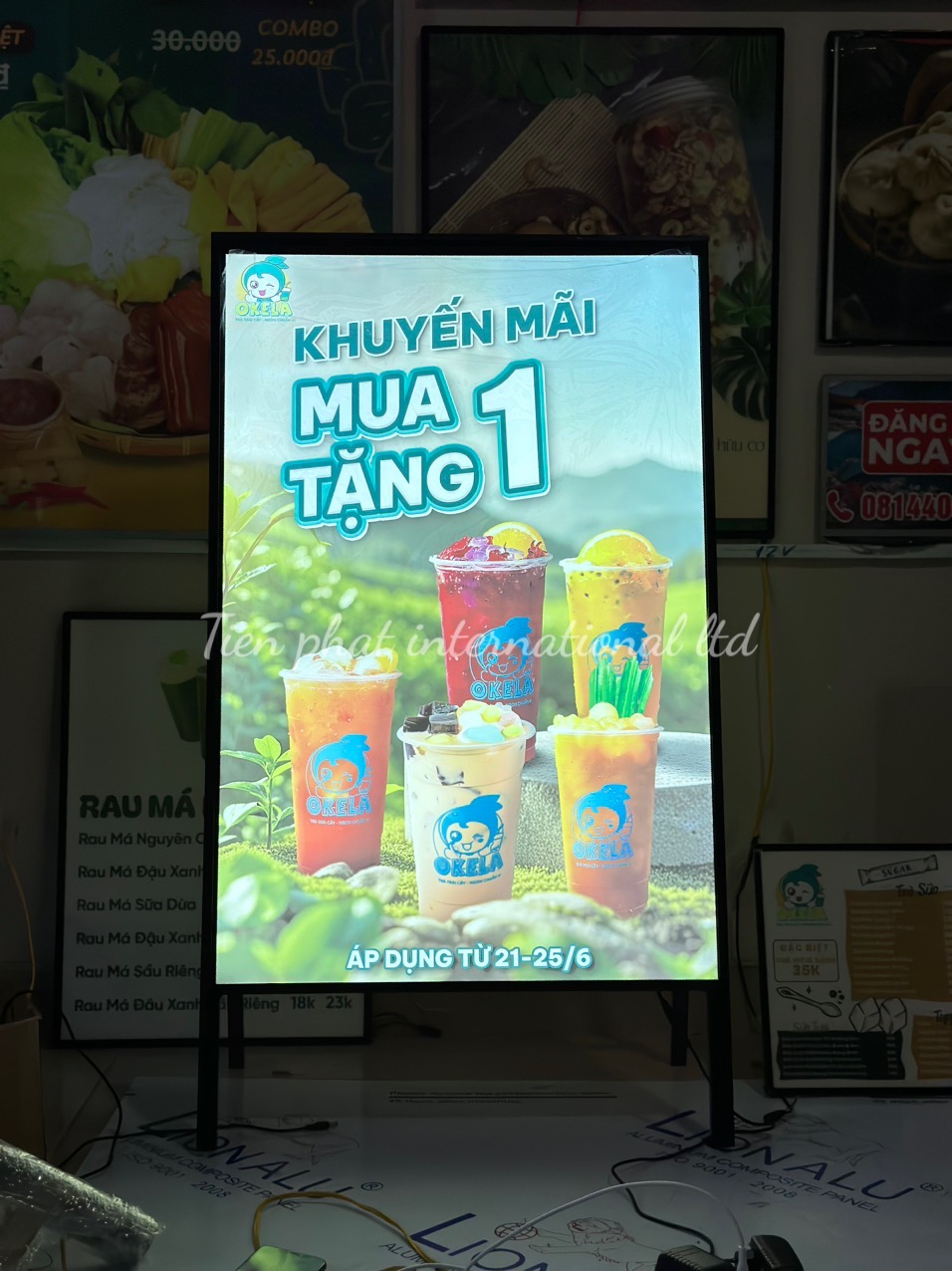 Tranh điện siêu mỏng kèm chân chữ A thay thế tiện lợi _thumbnail_2