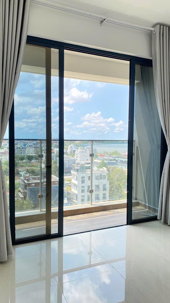 Bán căn hộ 2 phòng ngủ view cao thoáng, giá tốt nhất One Verandah_thumbnail_4