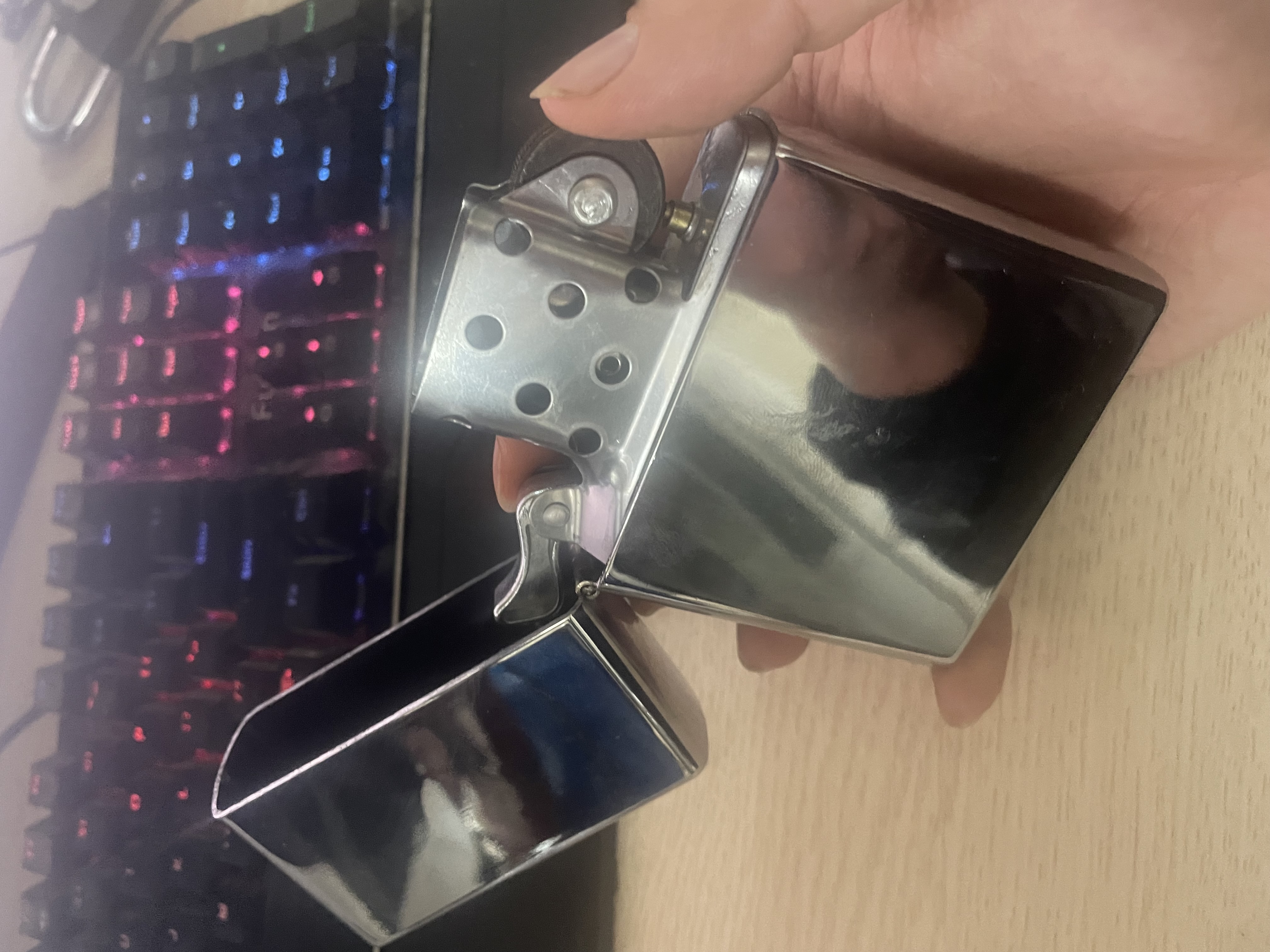 Bật lửa zippo đại to_0