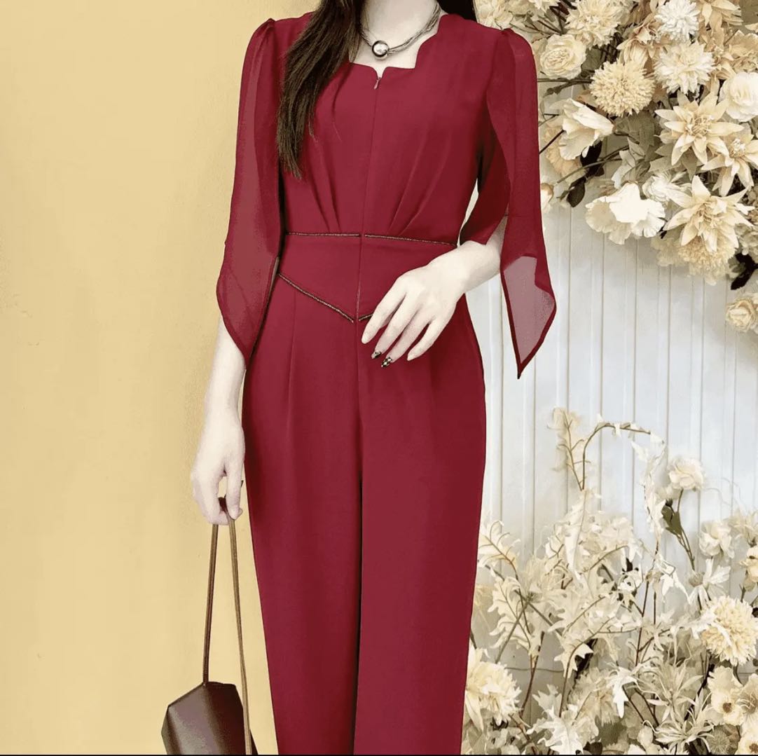 Jumpsuit thiết kế tay xẻ đính đá sang trọng_thumbnail_2