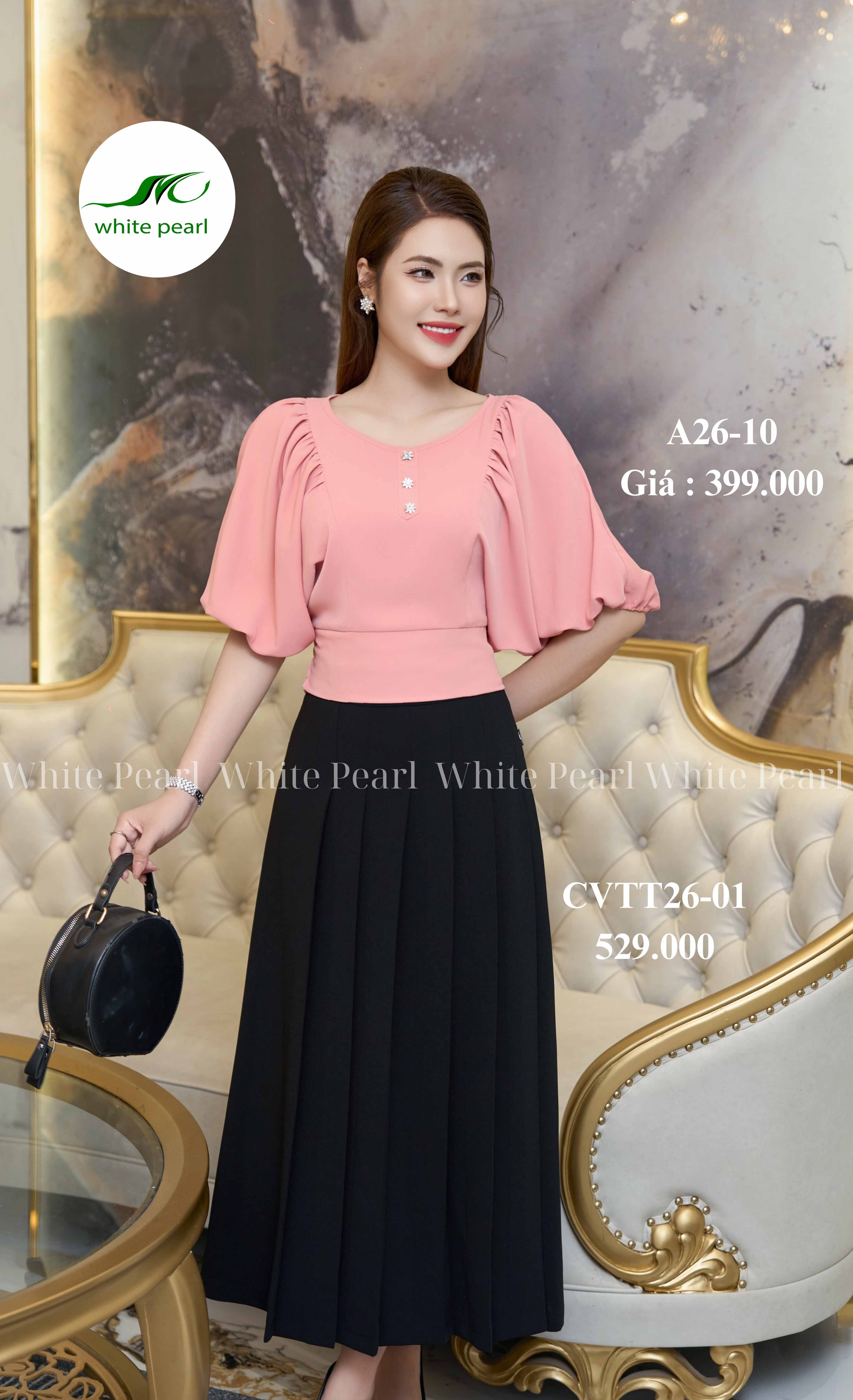 Áo cổ thuyền cánh dơi thời trang công sở nữ White Pearl