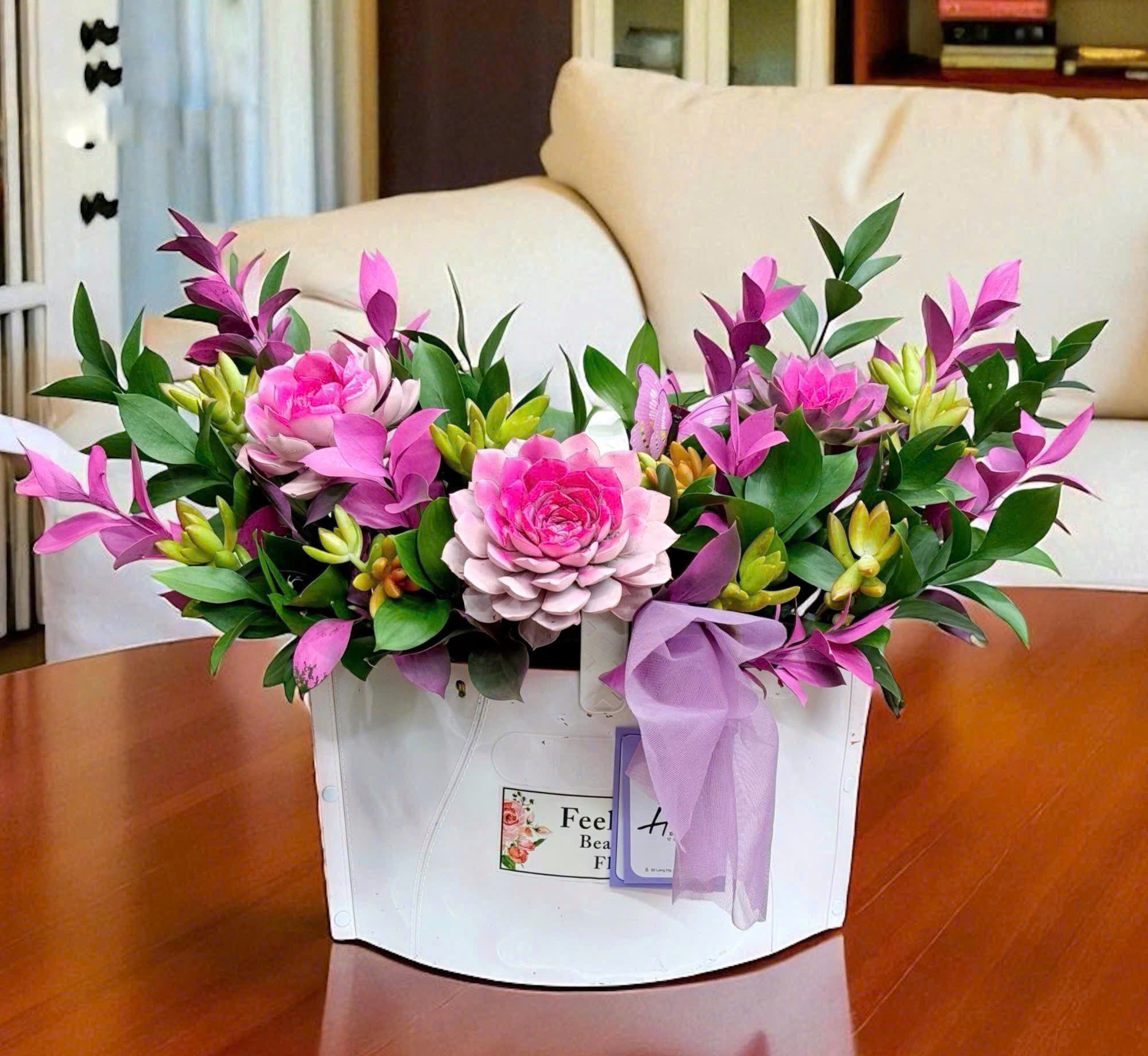 Giỏ hoa sen đá nghệ thuật