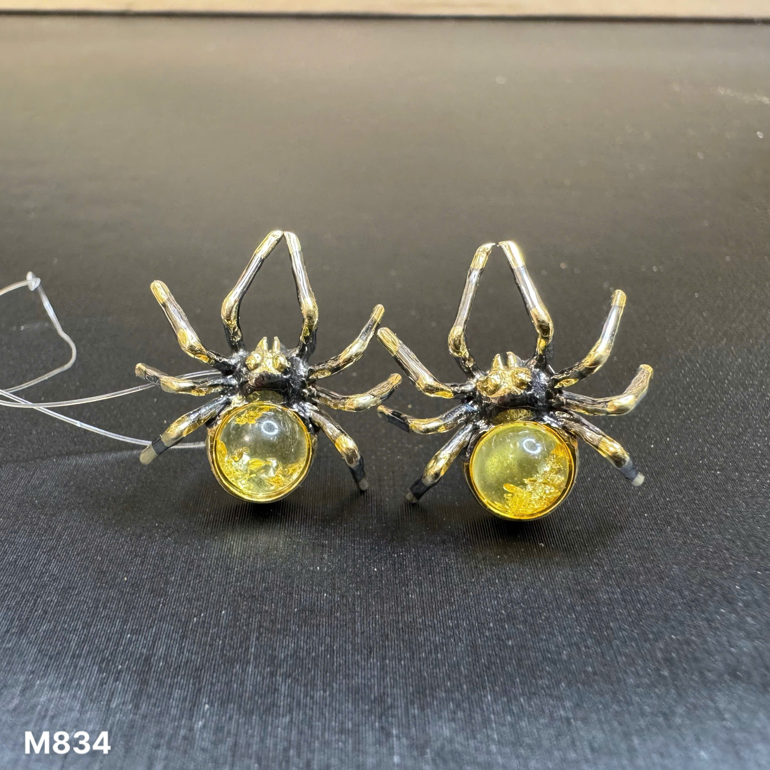 Hoa Tai Nhện Bạc Nhỏ Xinh - M834