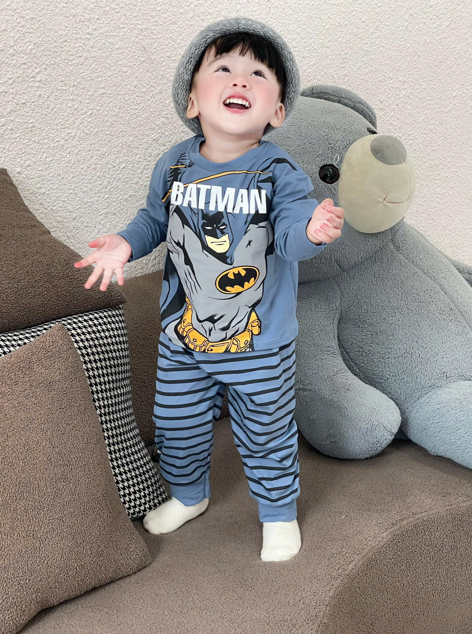 E34 SET 2 BỘ DÀI NHỆN SPIDER CỔ XÁM- A100.276