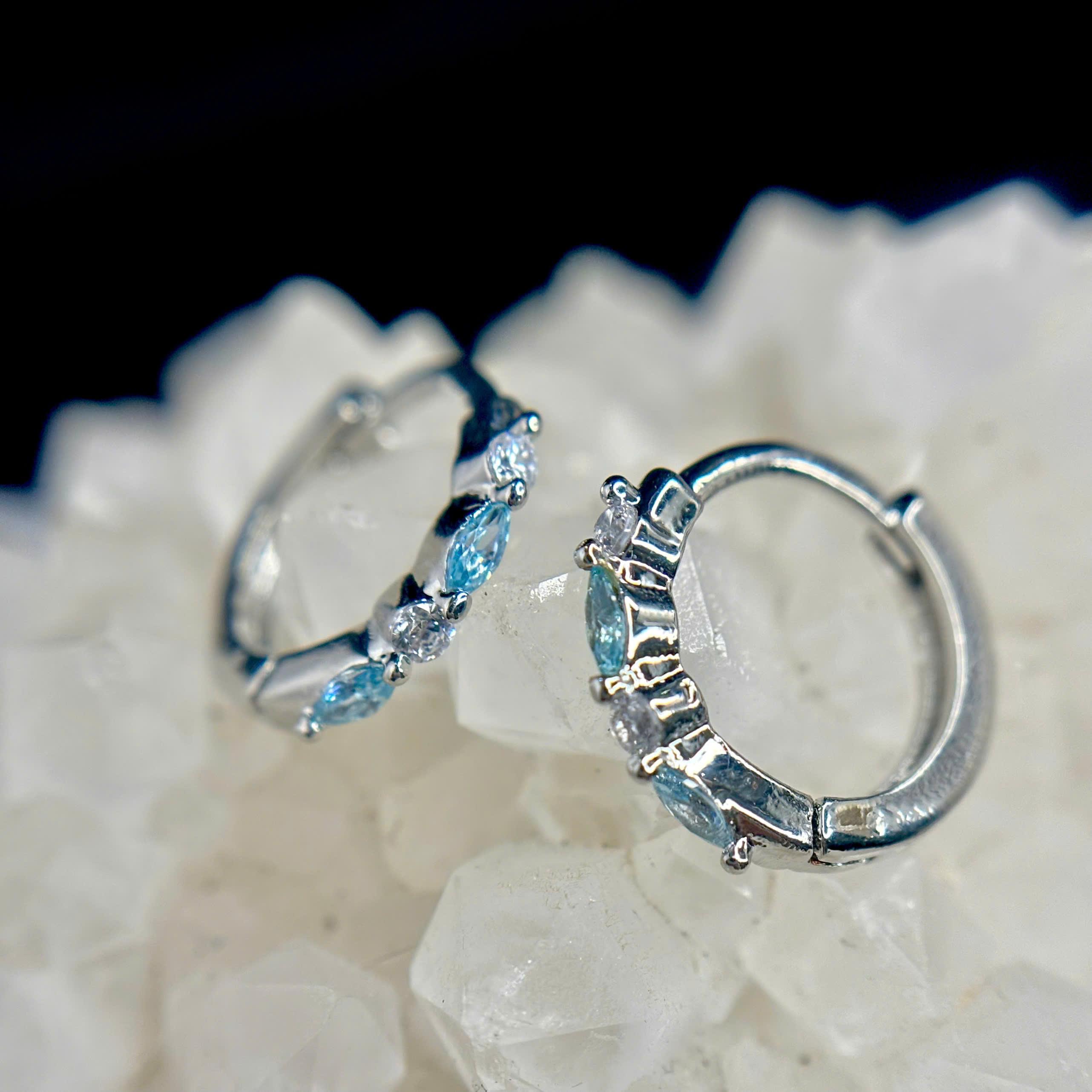 Khuyên vòng kiểu đá xanh trắng hợp kim s8_thumbnail_3