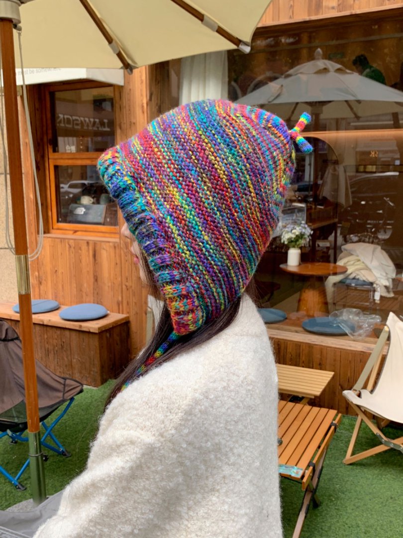 Mũ len đa sắc trùm tai buộc dây HZ2508