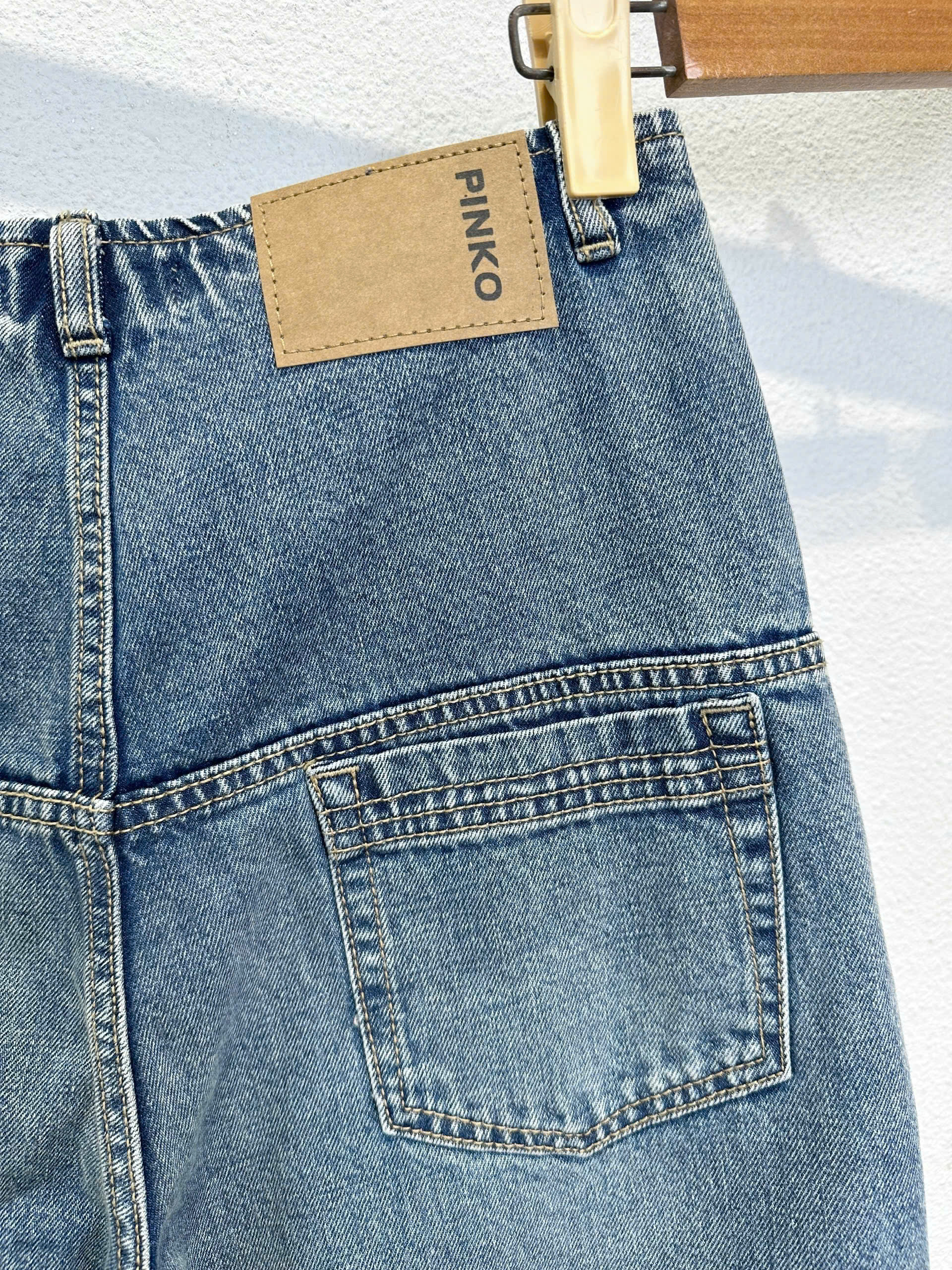 QUAN JEAN PINKO_thumbnail_12