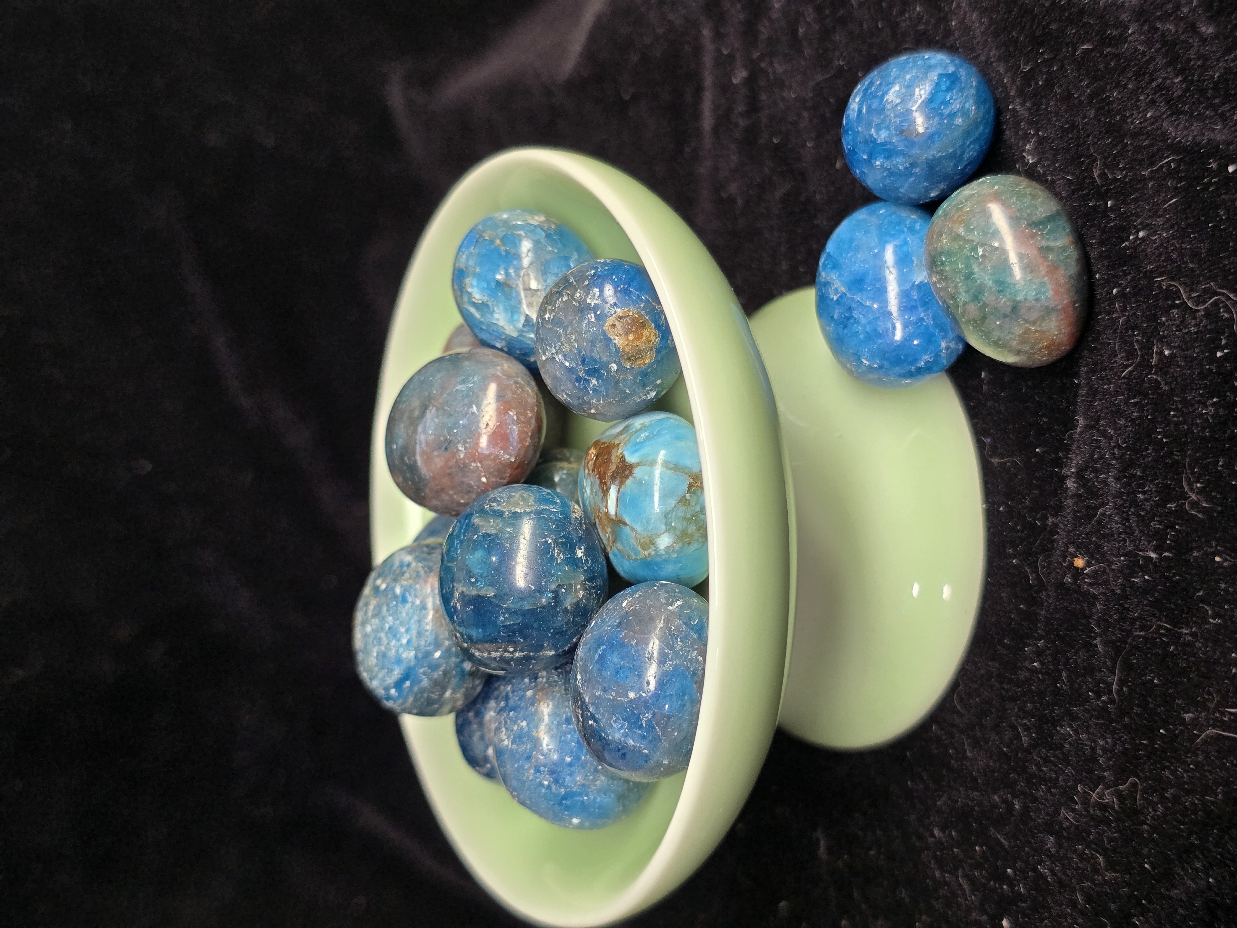 Đá cuội đã mài bóng / Tumbled Blue Apatite size 1 - 2cm/viên LOẠI HIGH QUALITY