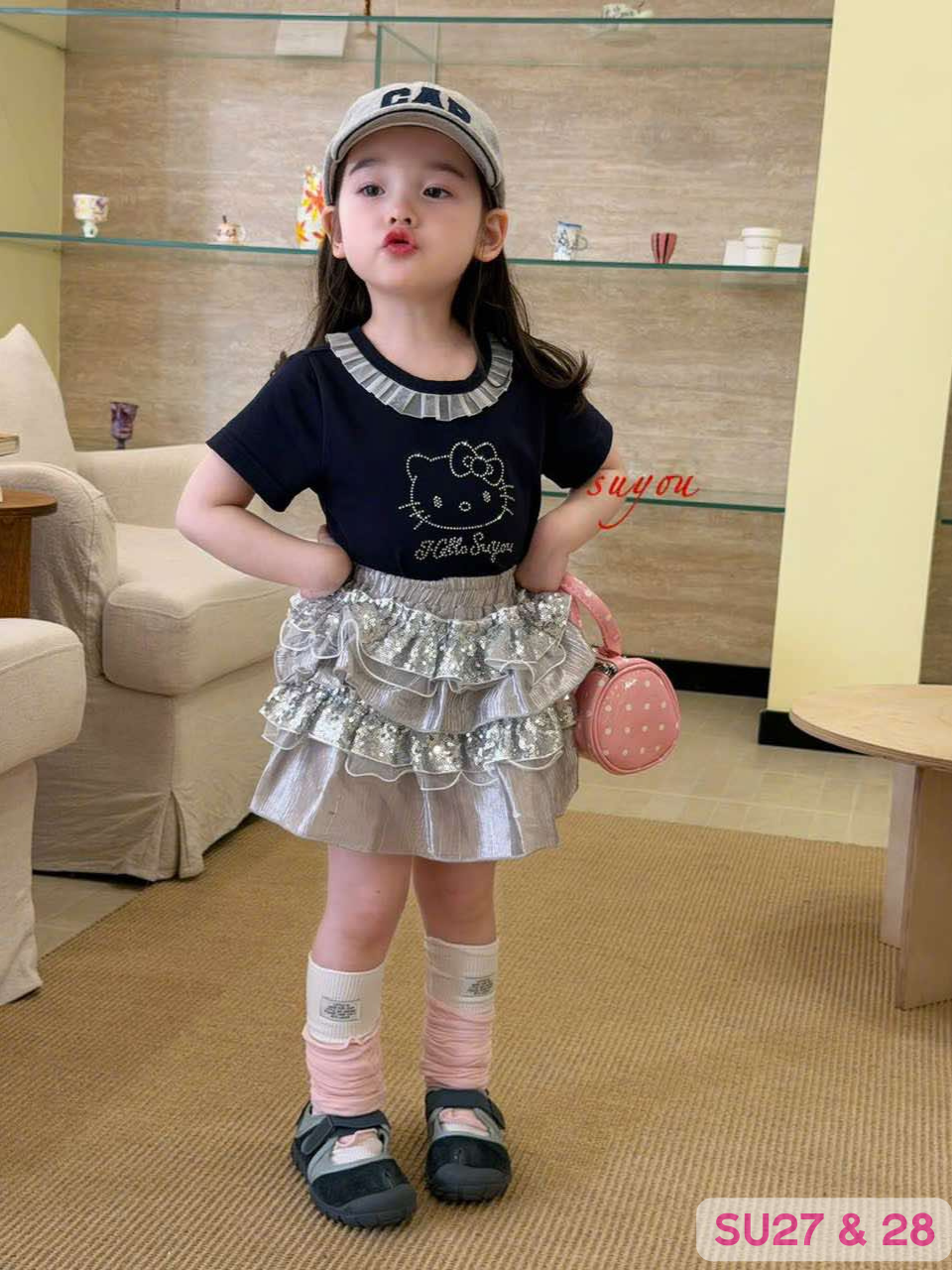 SU28 - Chân váy tầng bèo ánh kim màu bạc hãng Suyou