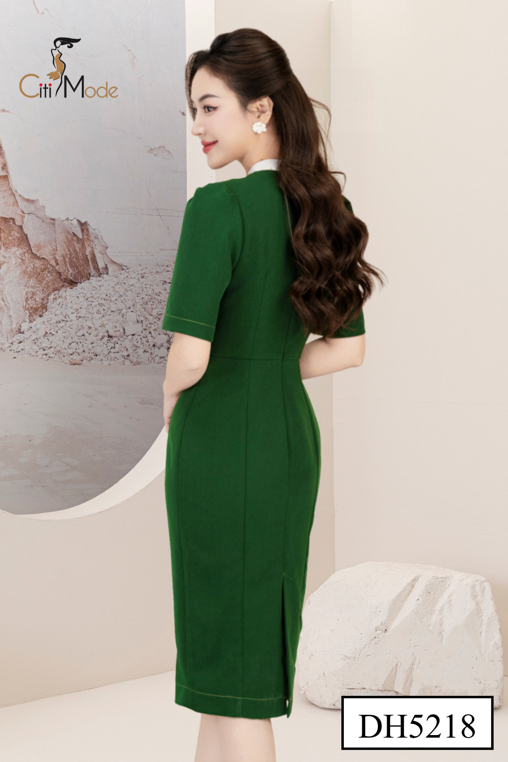 Đầm ôm xanh phối cổ bèo trắng_thumbnail_1