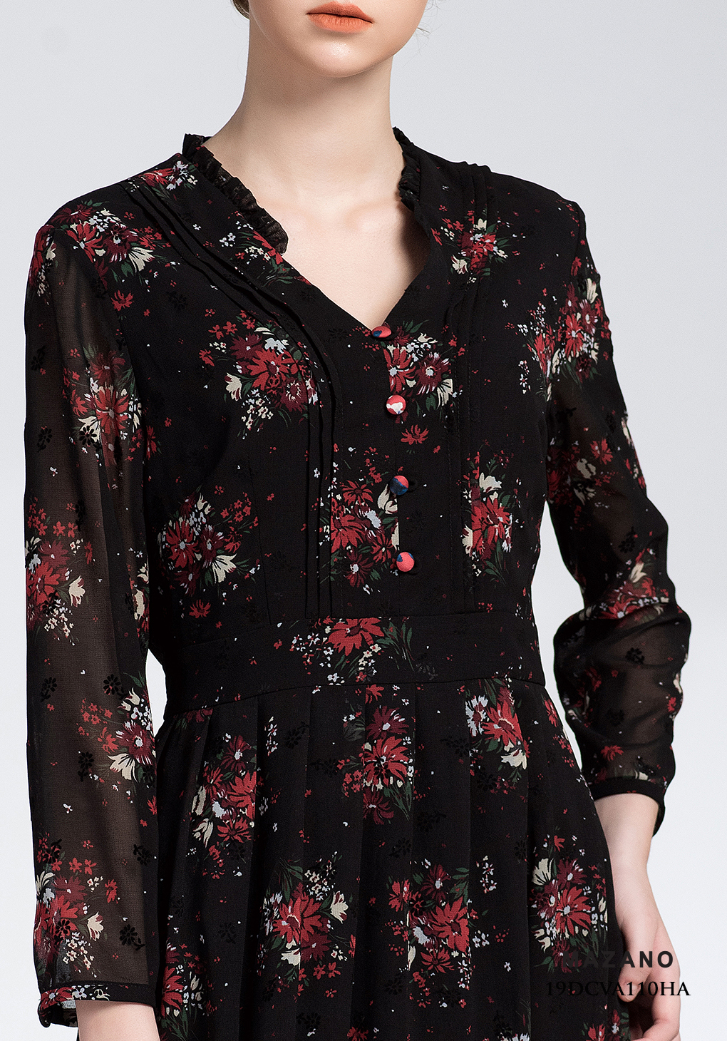 Đâm đen họa tiết hoa đỏ thắt eo cổ cách điệu_thumbnail_4