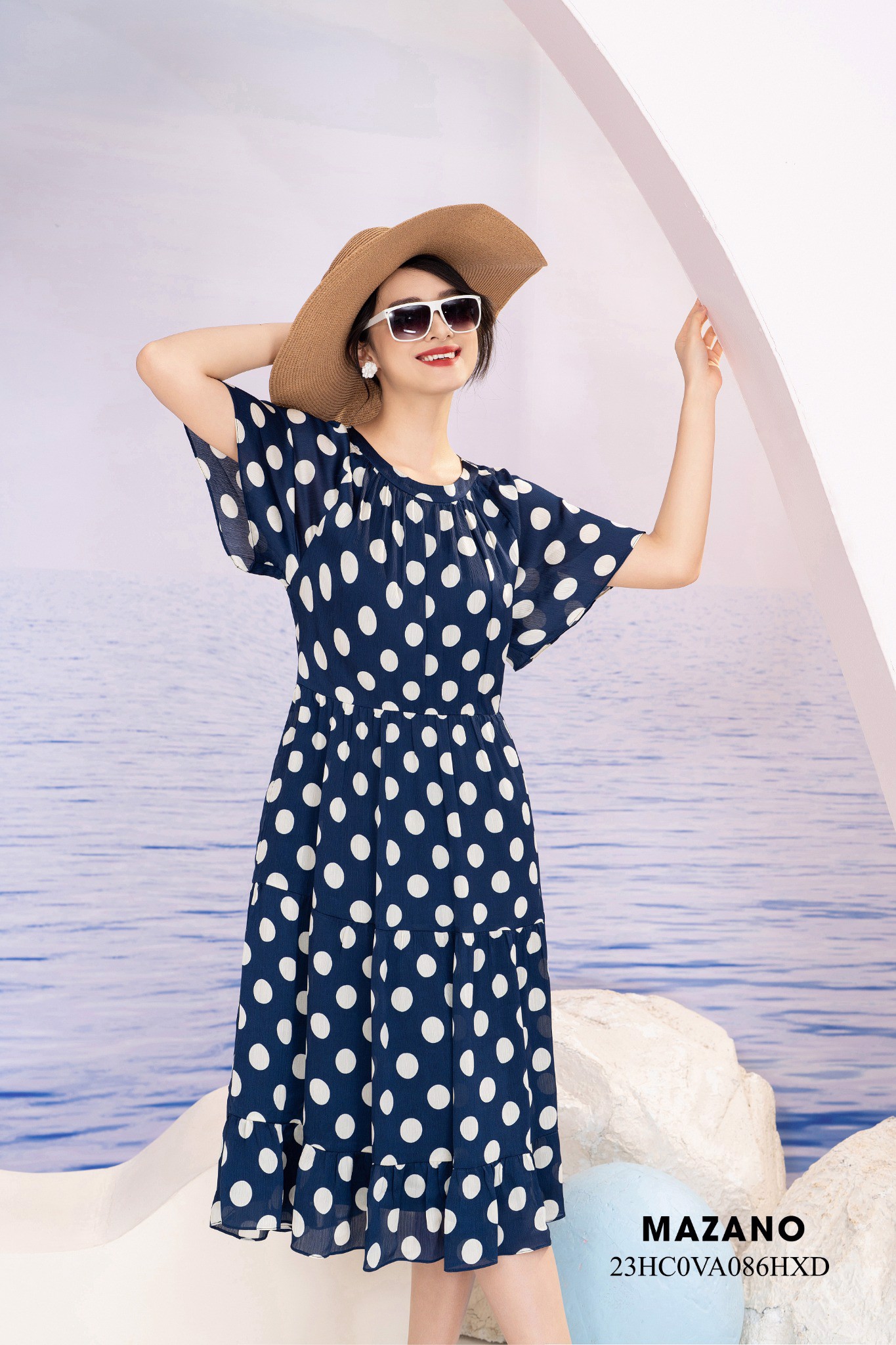 Váy Đầm suông A nhún tầng Vải chiffon lụa Họa tiết chấm bi Cổ tròn Tay ngắn Dài trên bắp chân