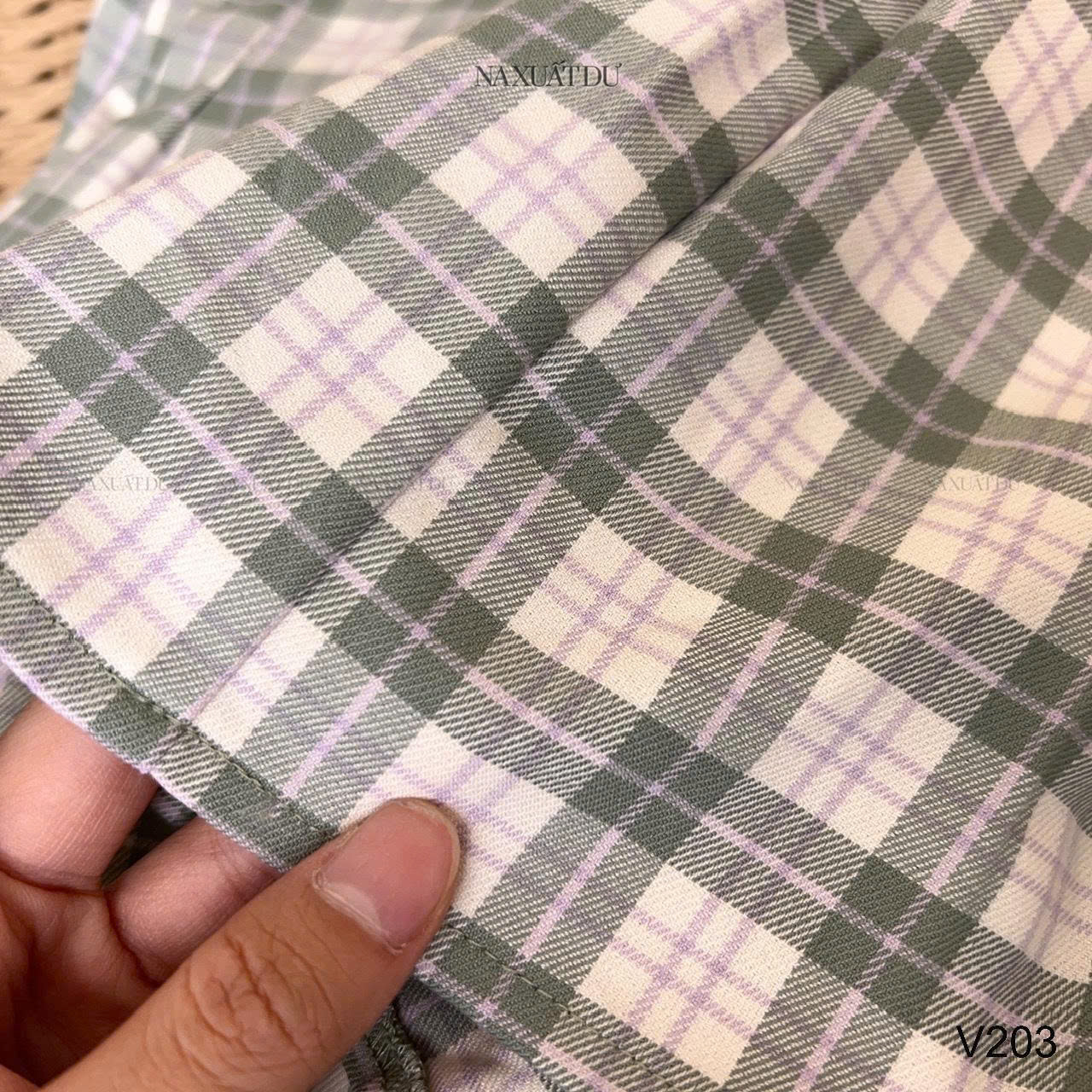 Set 2 chân váy xếp ly 