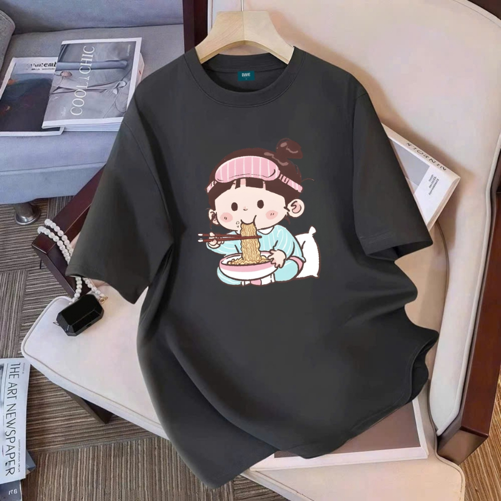 Áo thun unisex UX30-1185 bé gái ăn mì dáng oversized local brand WETEE_thumbnail_4