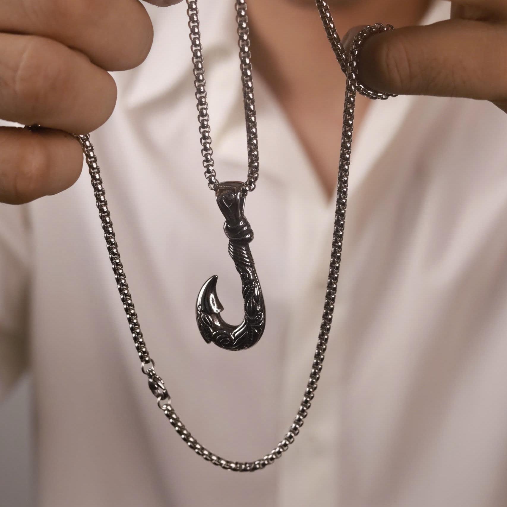 Vòng cổ titan mỏ neo