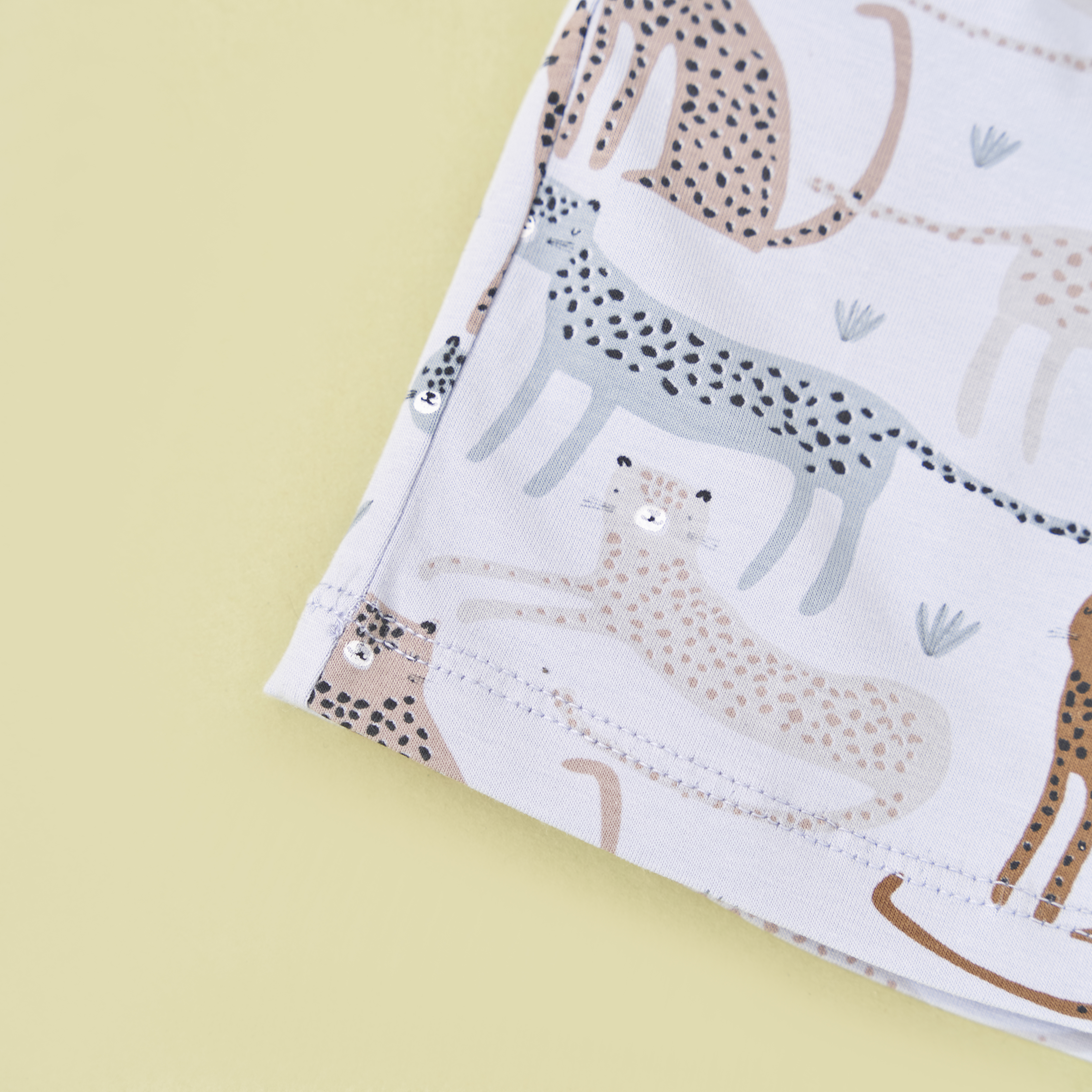 Bộ tank top họa tiết