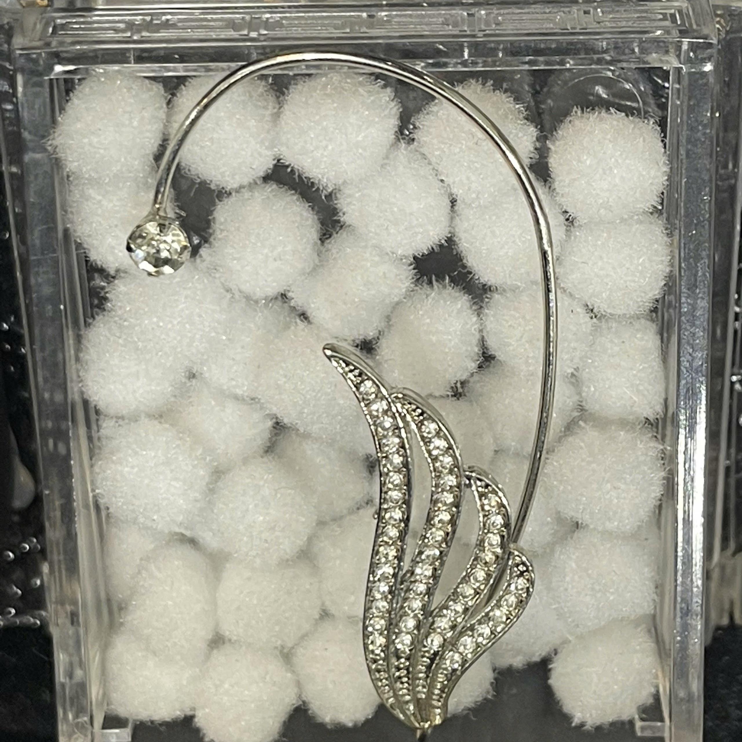 khuyên kẹp giả vành cánh thiên nga trắng tai trái_thumbnail_3