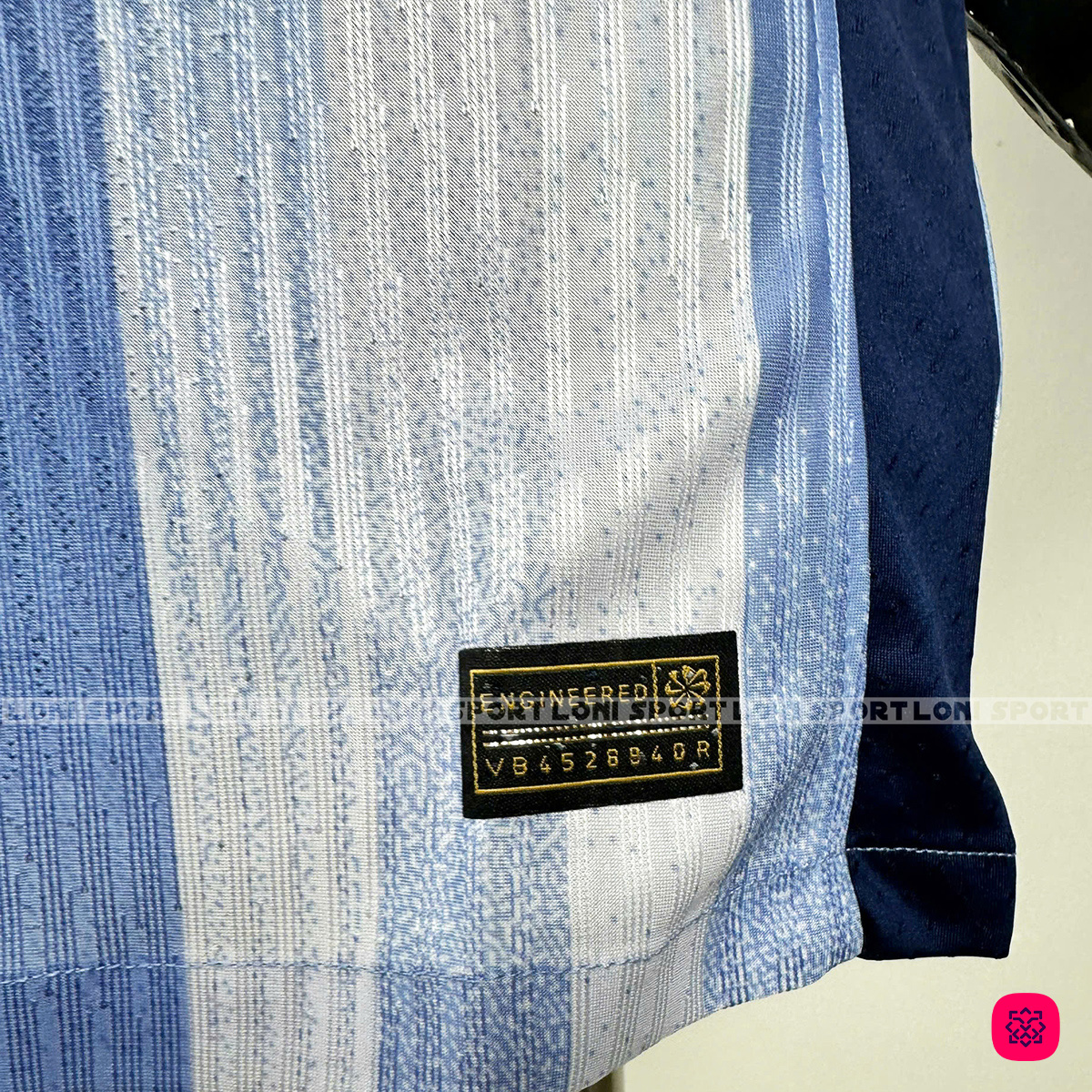 Áo Tottenham sân khách xanh nhạt 24/25 SF_thumbnail_3